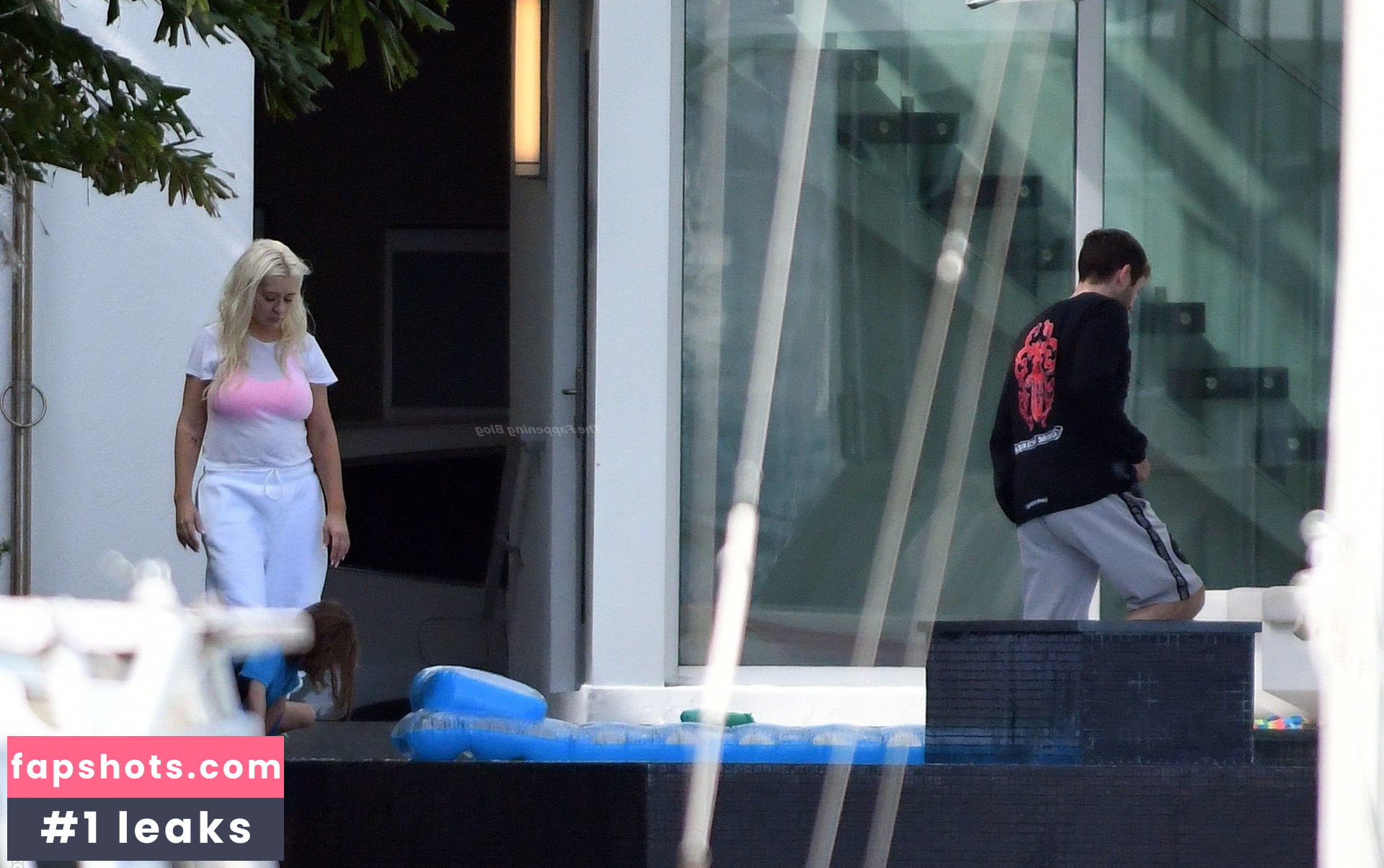 Christina Aguilera Nude Leaks OnlyFans Photos #1899 - LeakJerk