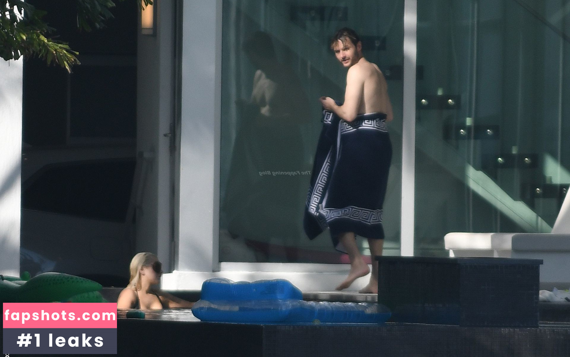 Christina Aguilera Nude Leaks OnlyFans Photos #1933 - LeakJerk