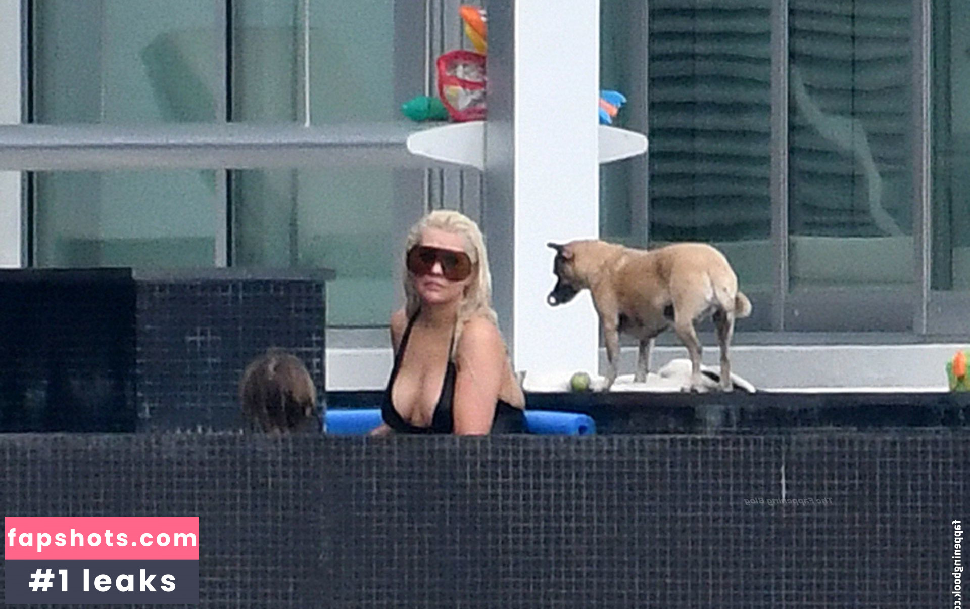 Christina Aguilera Nude Leaks OnlyFans Photos #1970 - LeakJerk