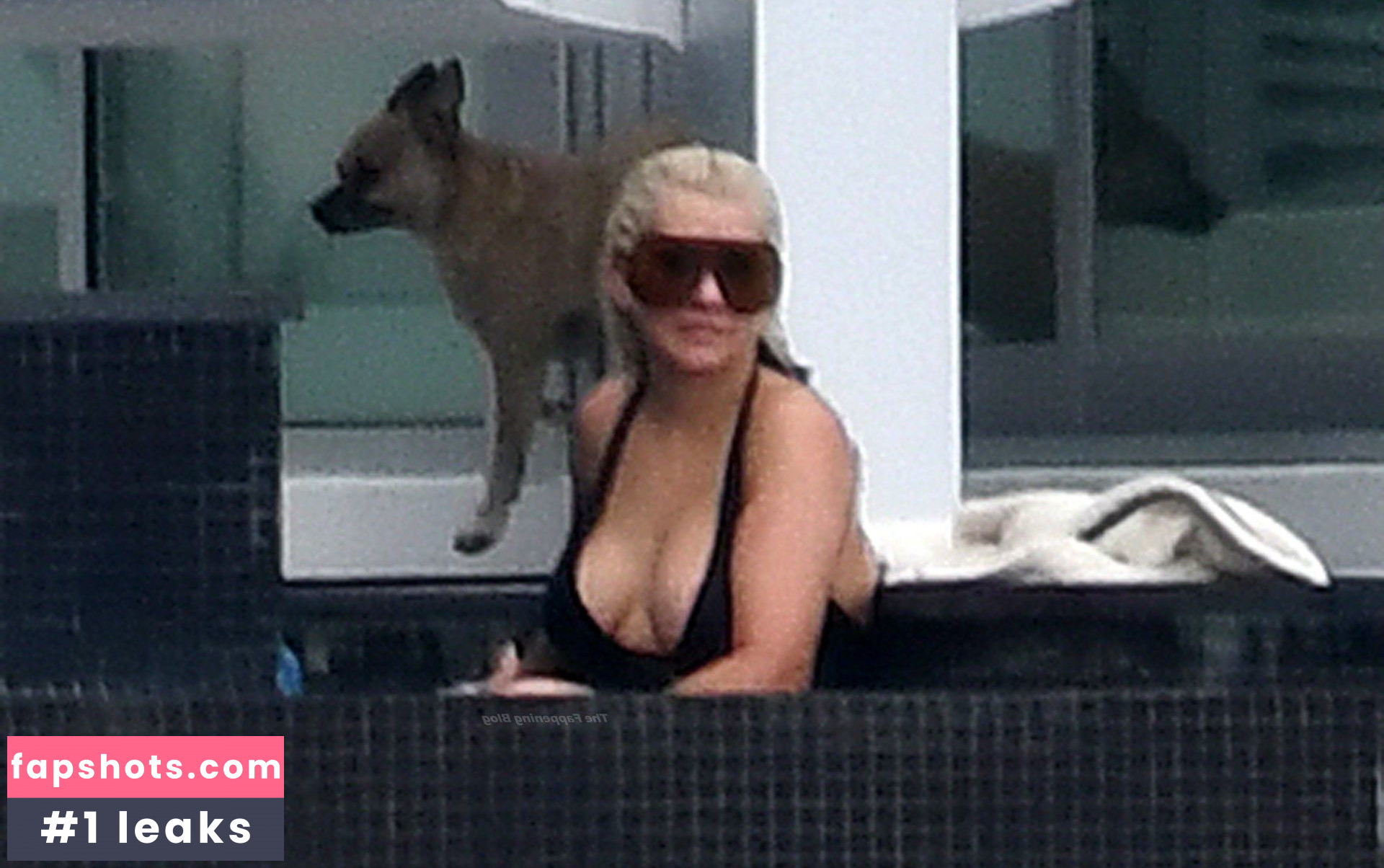 Christina Aguilera Nude Leaks OnlyFans Photos #1981 - LeakJerk