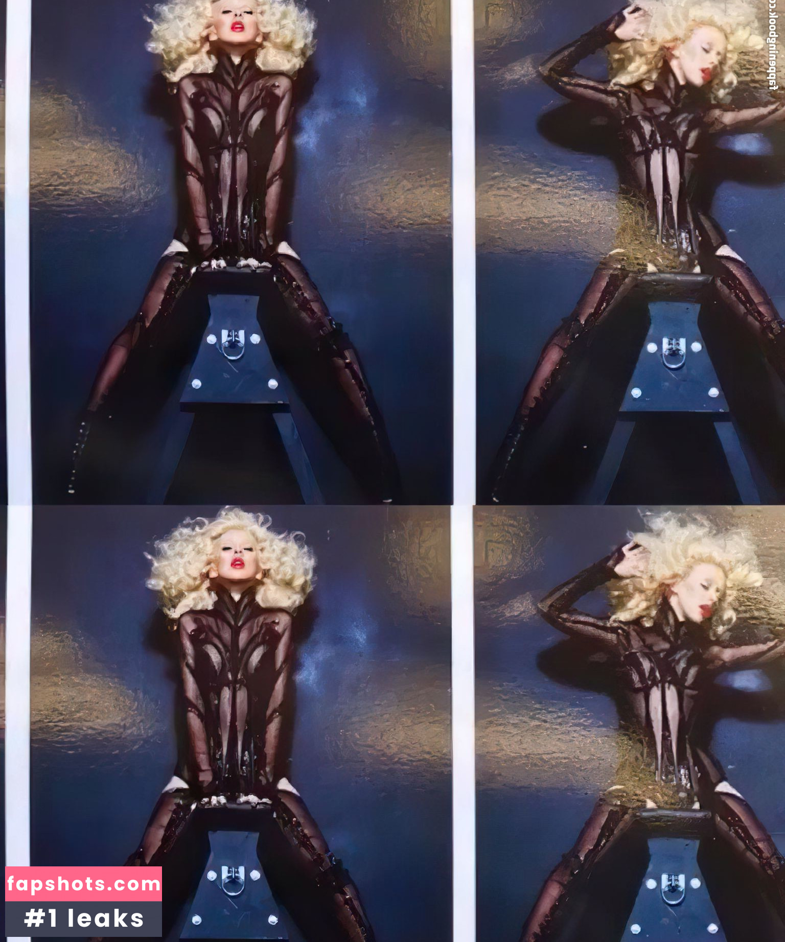 Christina Aguilera Nude Leaks OnlyFans Photos #2001 - LeakJerk