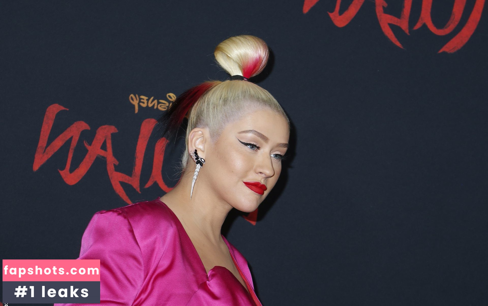 Christina Aguilera Nude Leaks OnlyFans Photos #2032 - LeakJerk