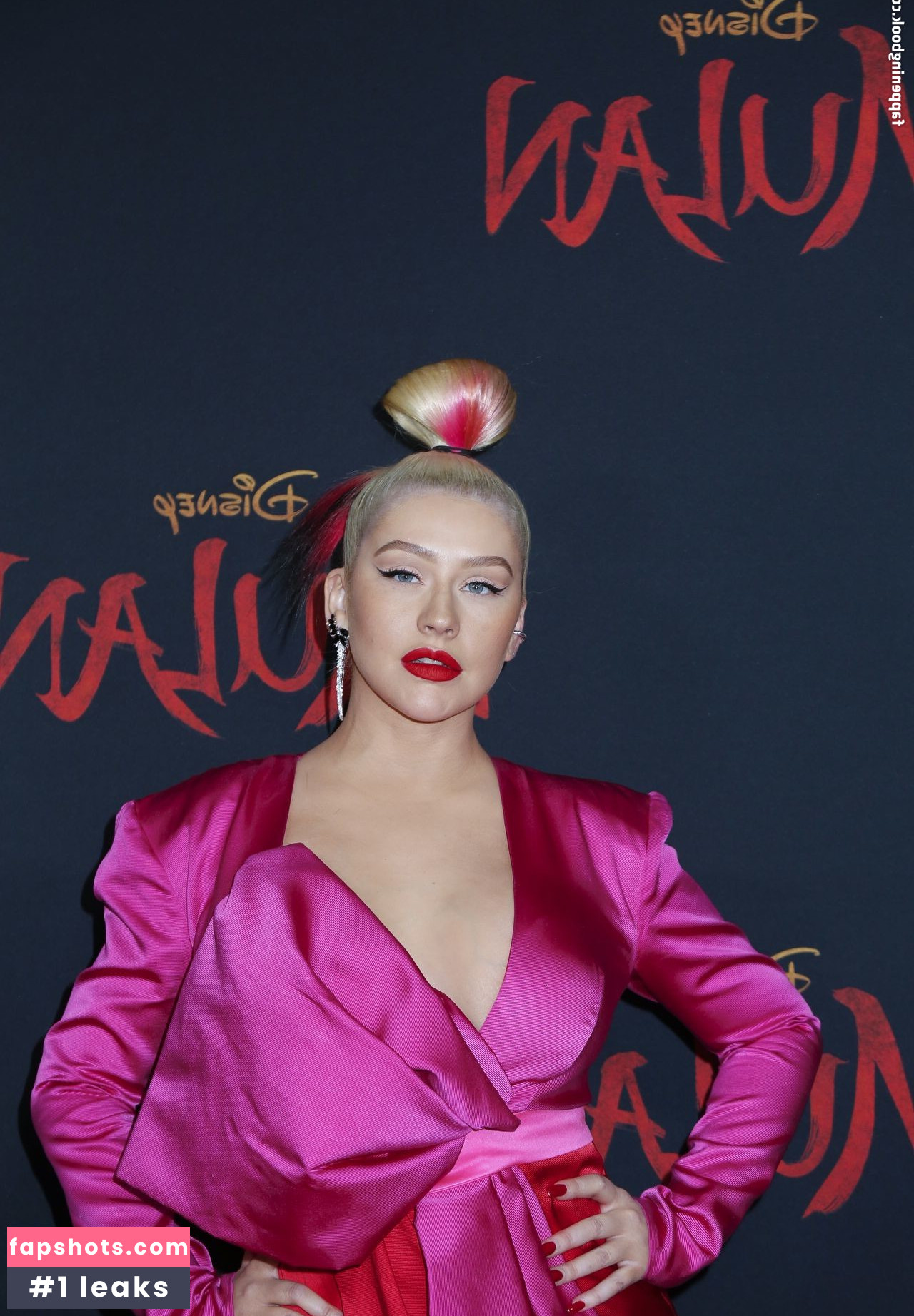 Christina Aguilera Nude Leaks OnlyFans Photos #2037 - LeakJerk