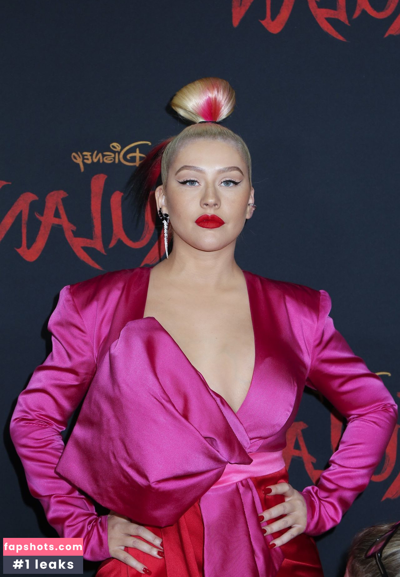 Christina Aguilera Nude Leaks OnlyFans Photos #2043 - LeakJerk