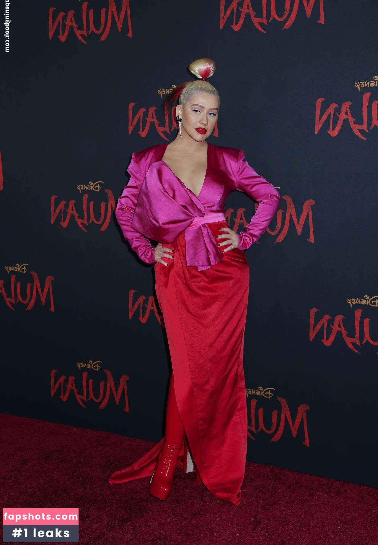 Christina Aguilera Nude Leaks OnlyFans Photos #2054 - LeakJerk