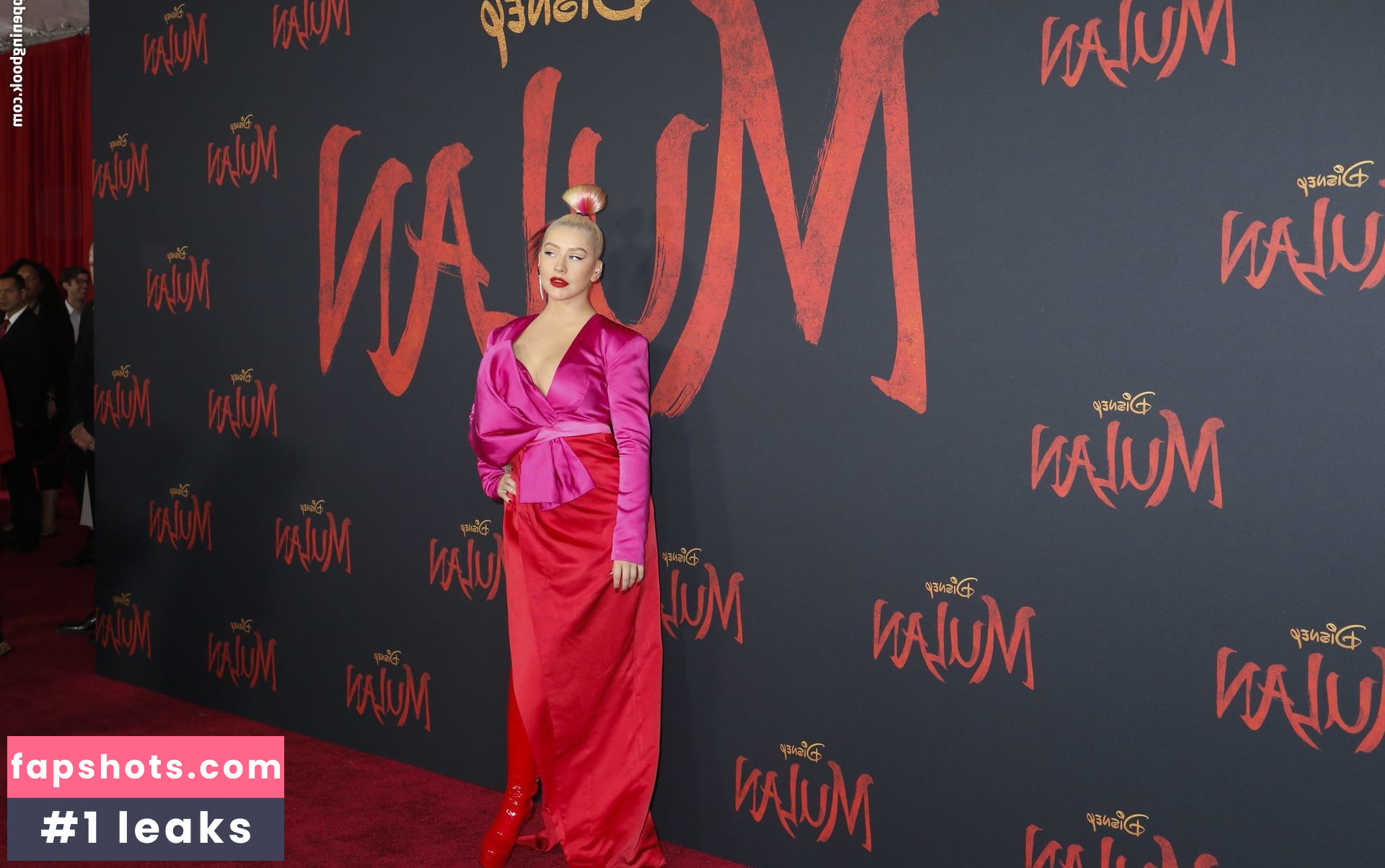 Christina Aguilera Nude Leaks OnlyFans Photos #2056 - LeakJerk