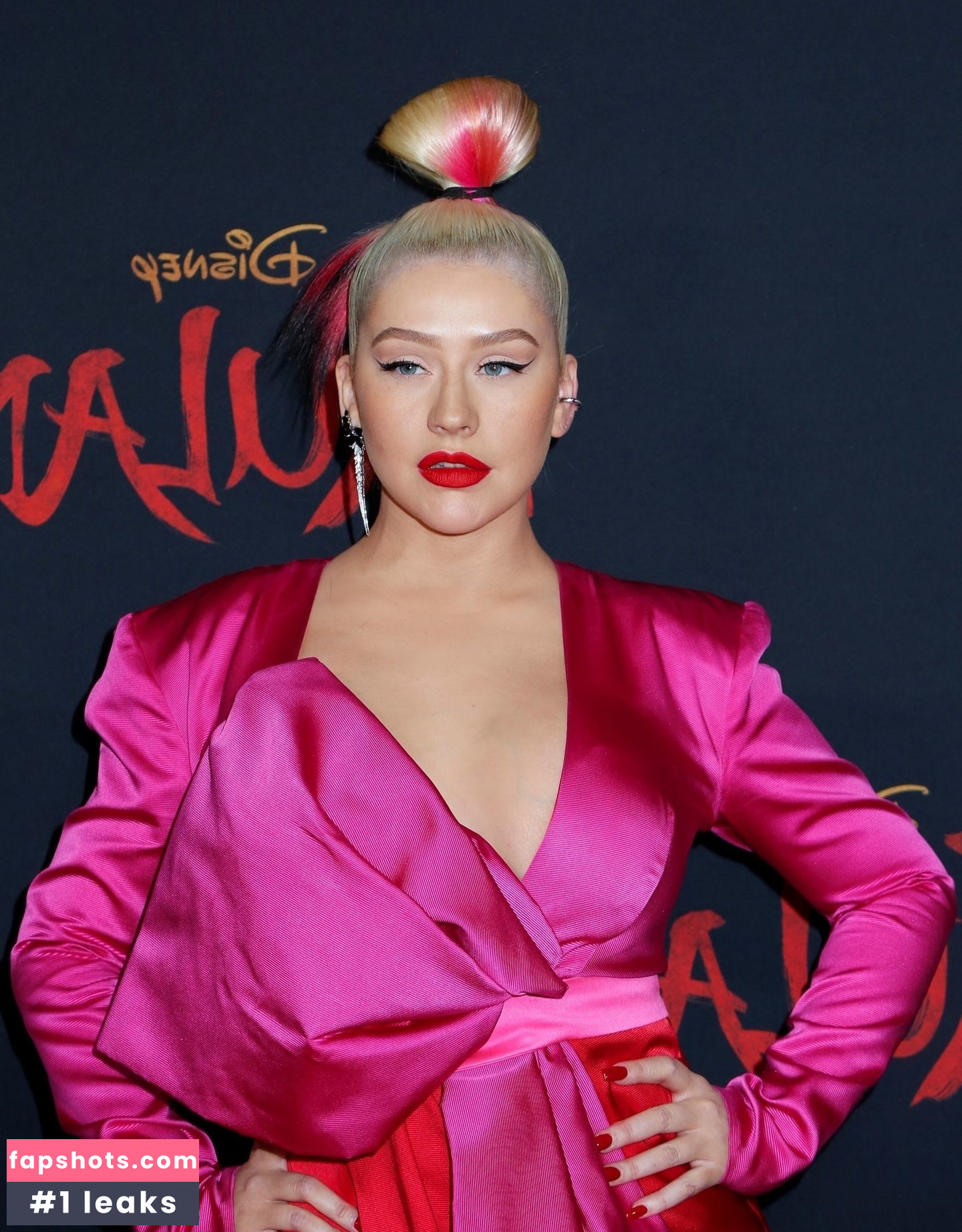 Christina Aguilera Nude Leaks OnlyFans Photos #2079 - LeakJerk