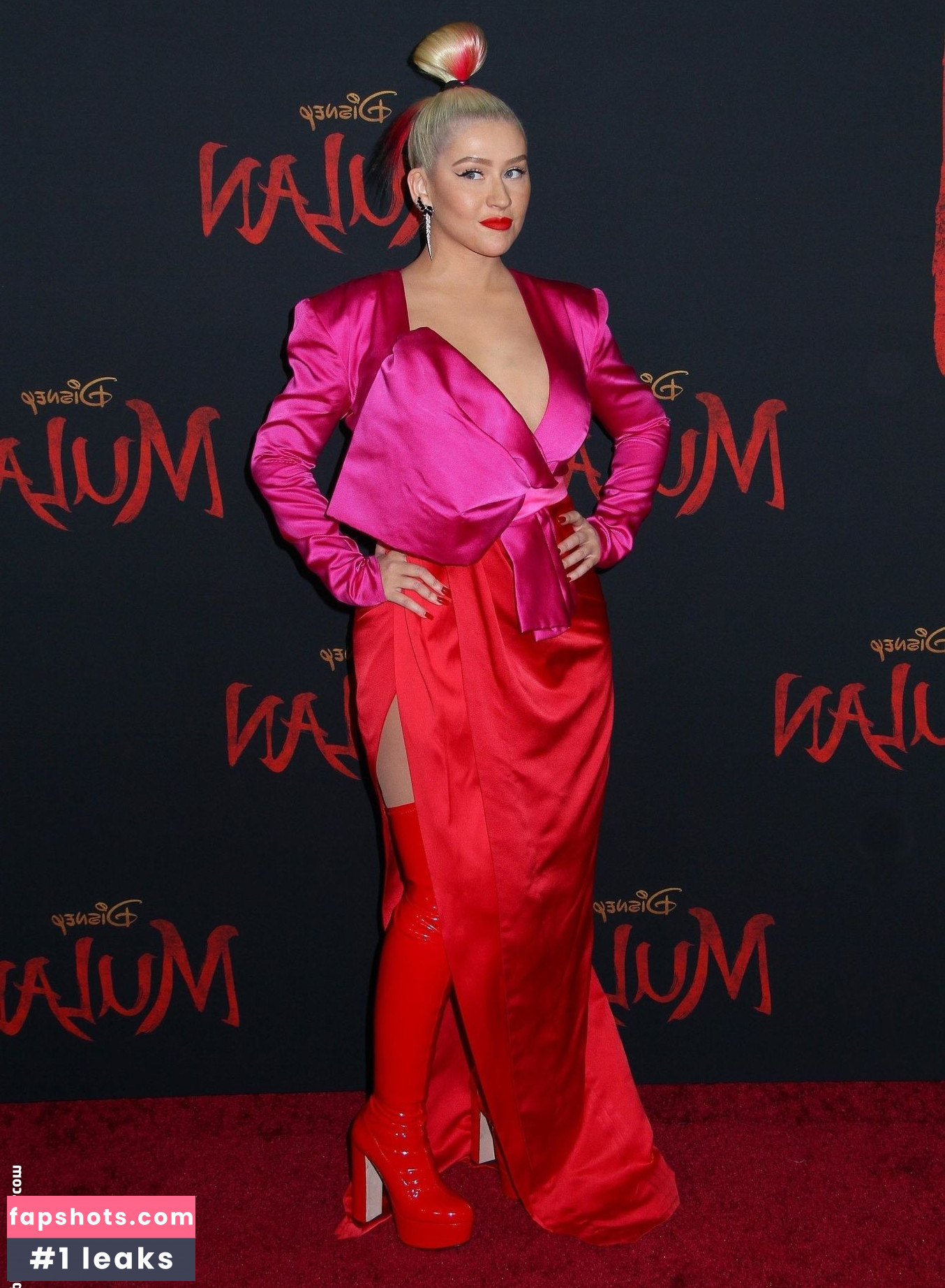 Christina Aguilera Nude Leaks OnlyFans Photos #2111 - LeakJerk