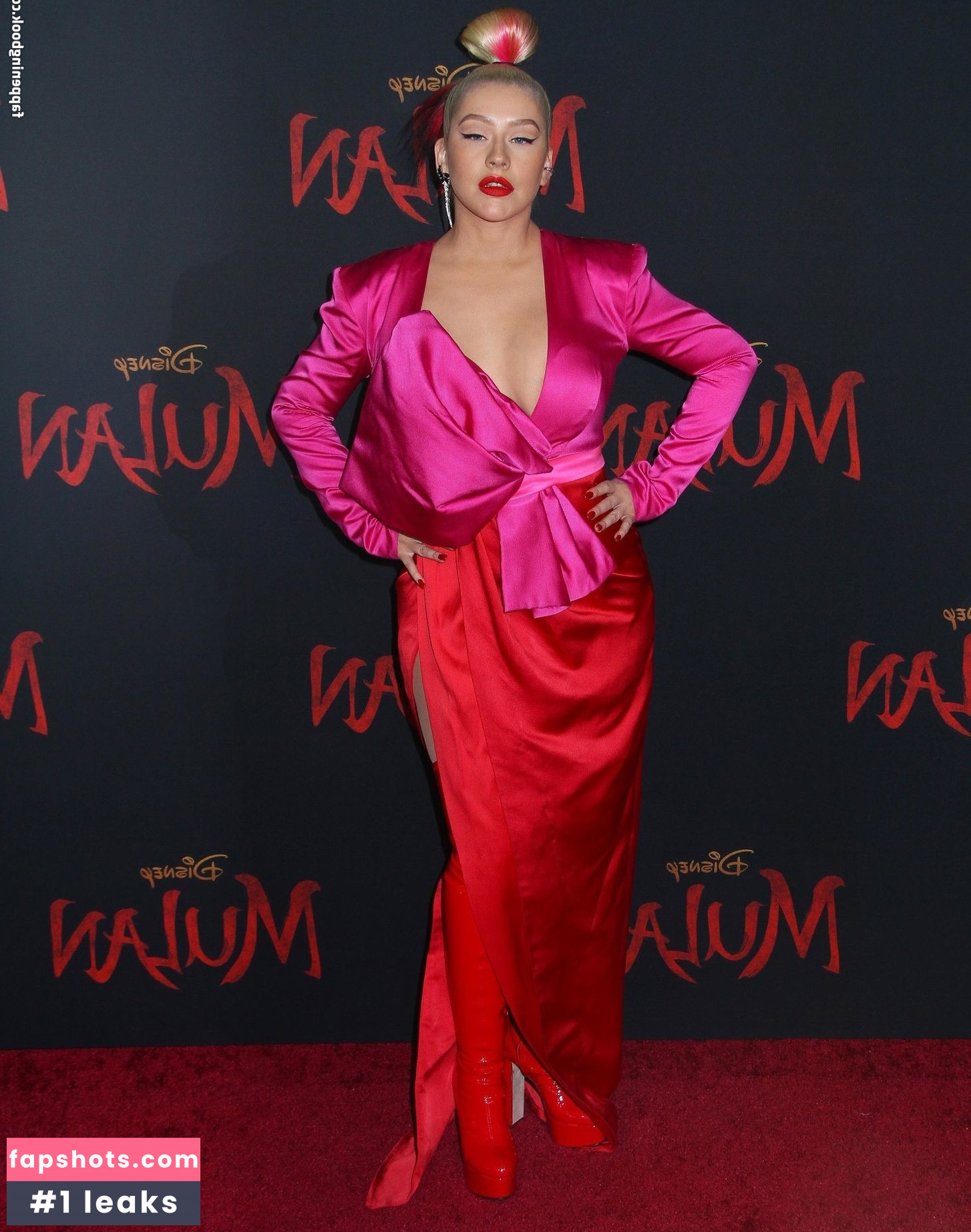 Christina Aguilera Nude Leaks OnlyFans Photos #2113 - LeakJerk