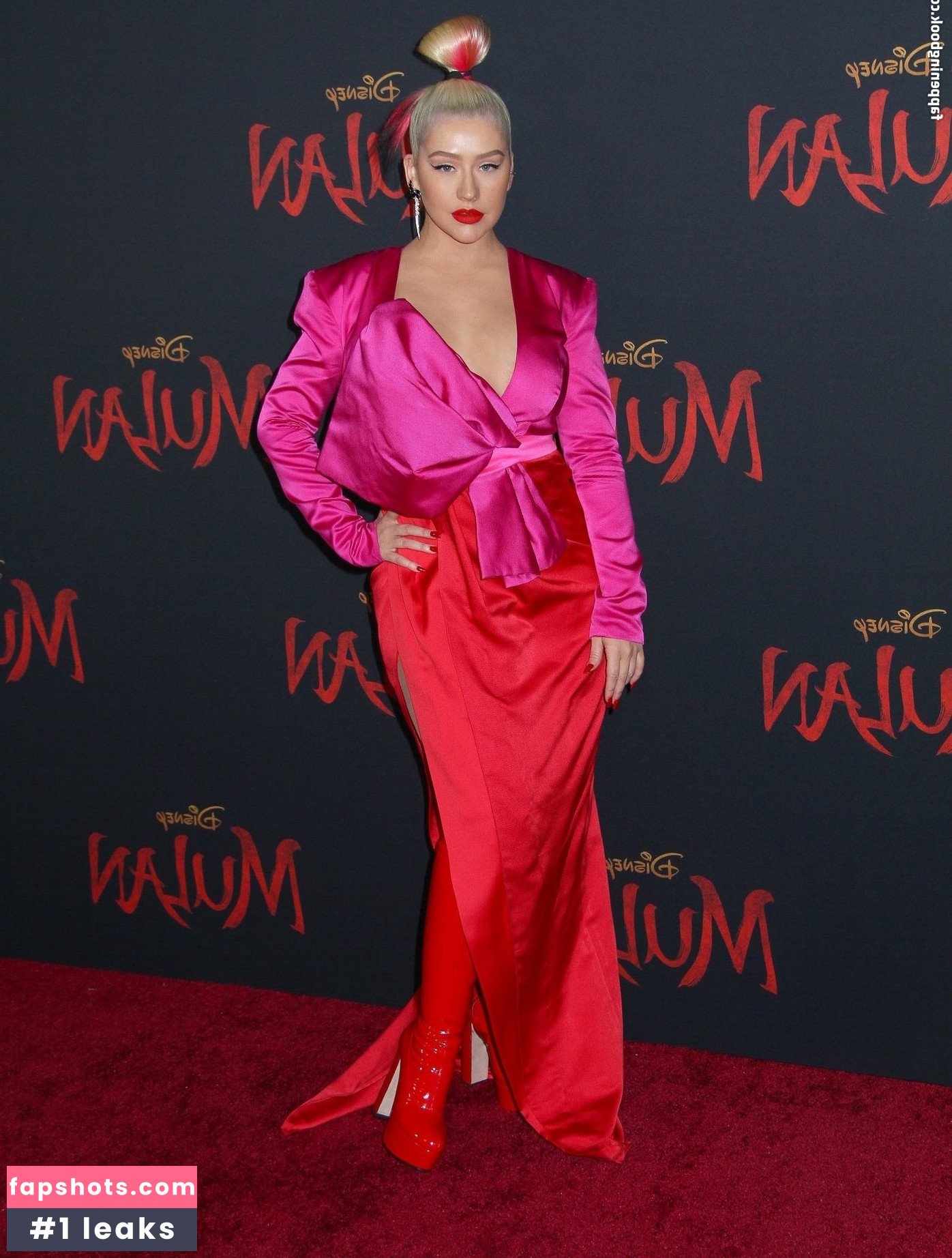 Christina Aguilera Nude Leaks OnlyFans Photos #2115 - LeakJerk