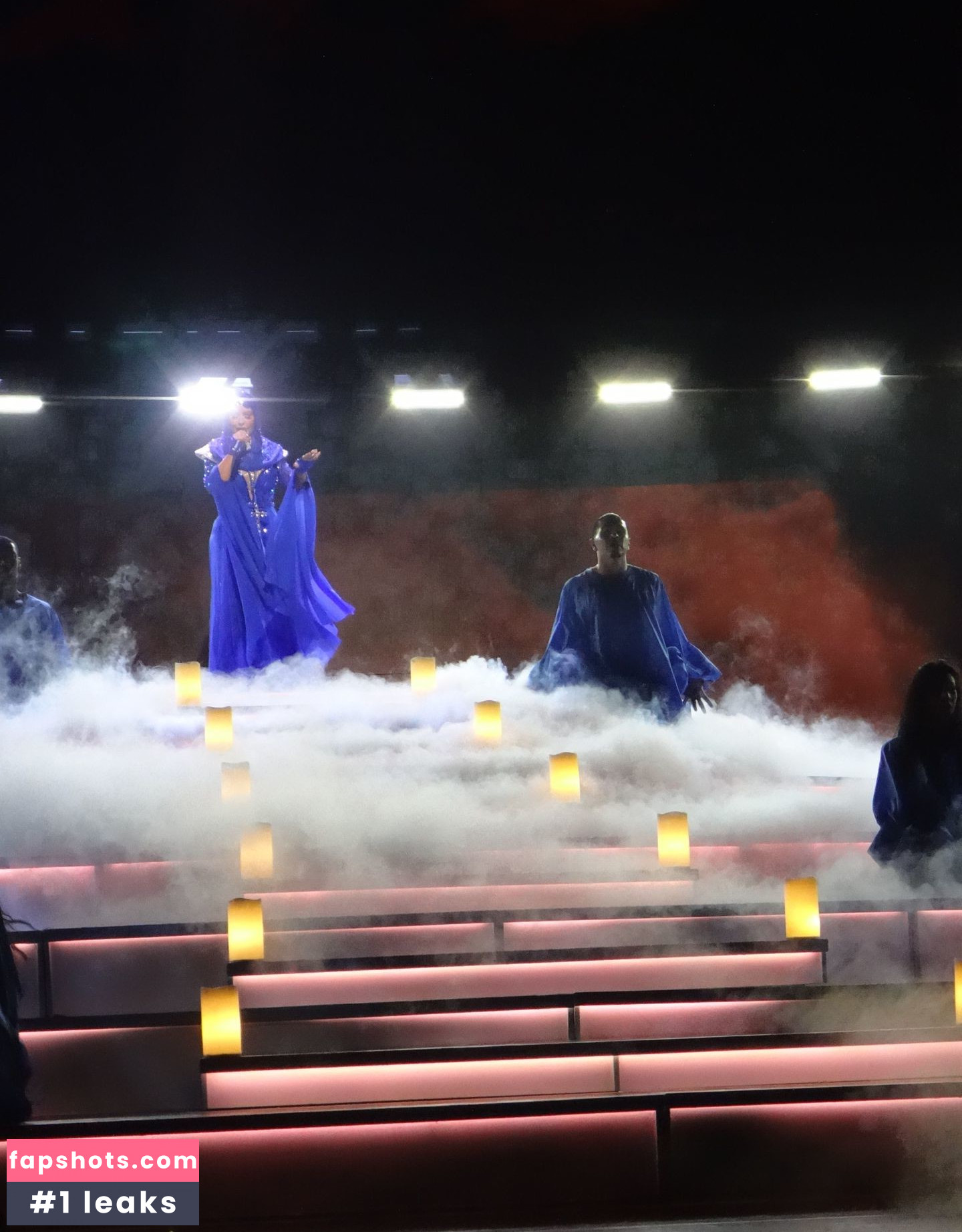 Christina Aguilera Nude Leaks OnlyFans Photos #2157 - LeakJerk