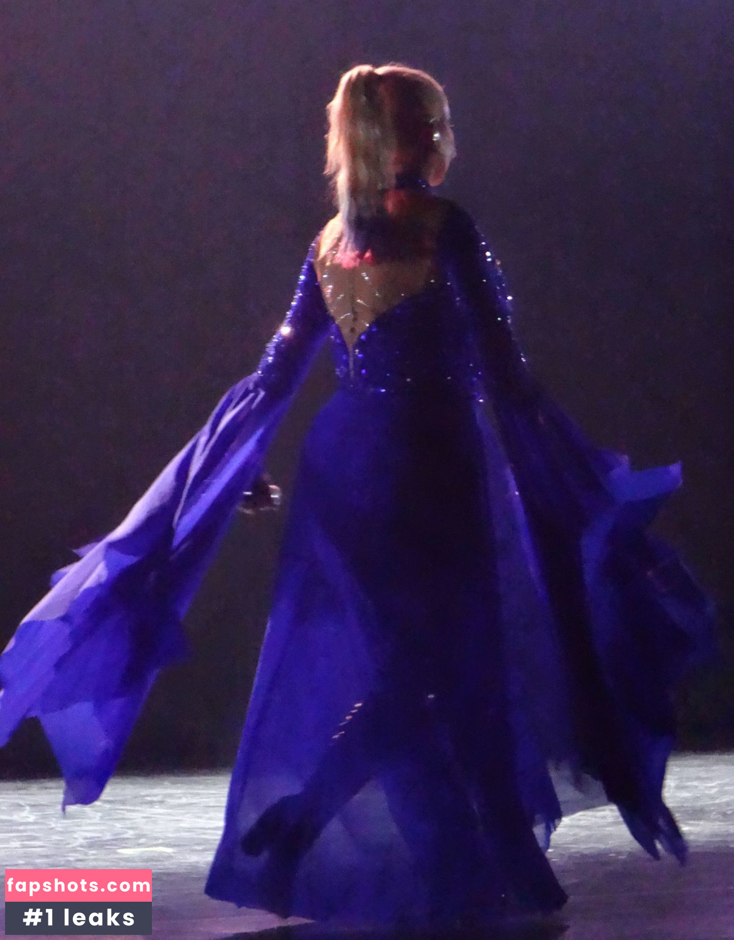 Christina Aguilera Nude Leaks OnlyFans Photos #2178 - LeakJerk