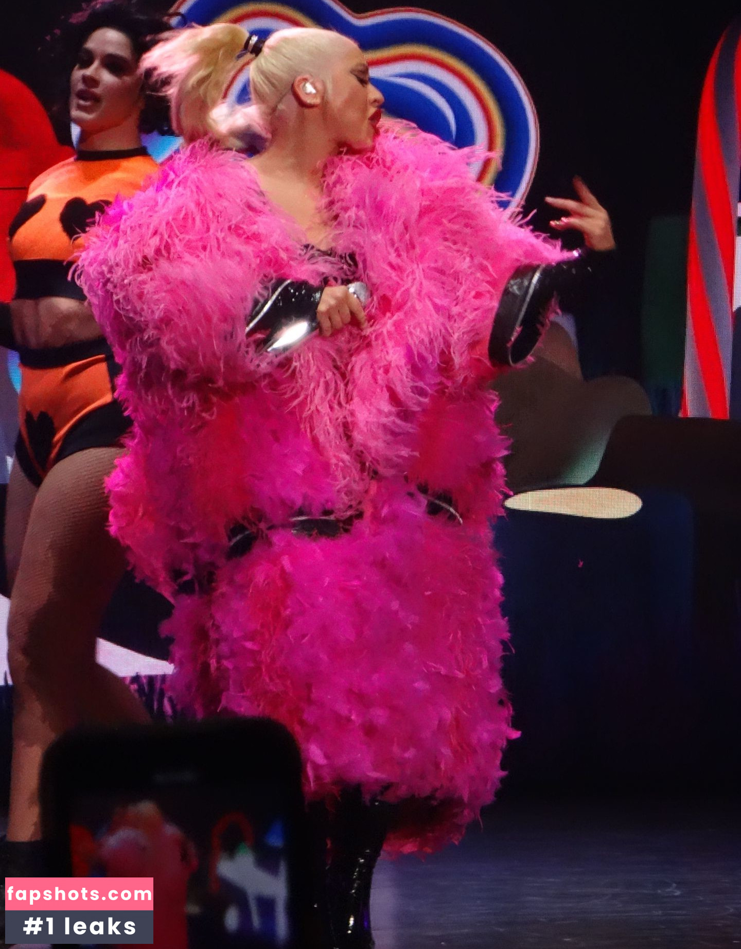 Christina Aguilera Nude Leaks OnlyFans Photos #2185 - LeakJerk