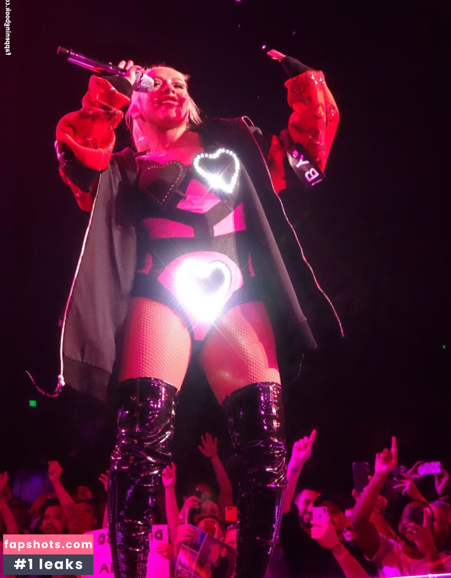 Christina Aguilera Nude Leaks OnlyFans Photos #2195 - LeakJerk