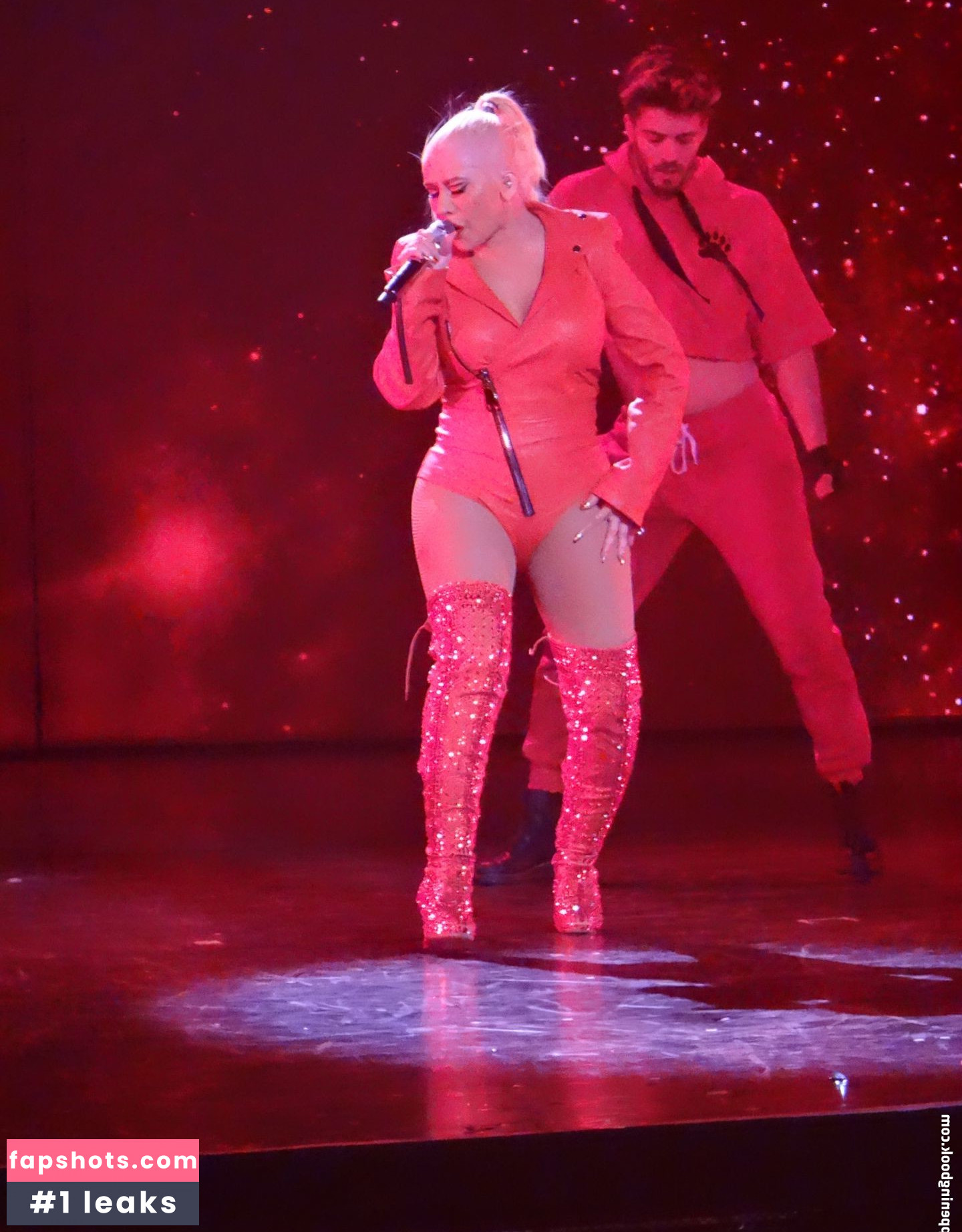 Christina Aguilera Nude Leaks OnlyFans Photos #2216 - LeakJerk