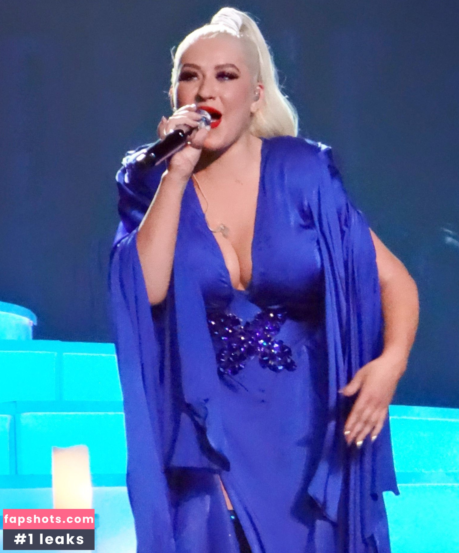 Christina Aguilera Nude Leaks OnlyFans Photos #2294 - LeakJerk