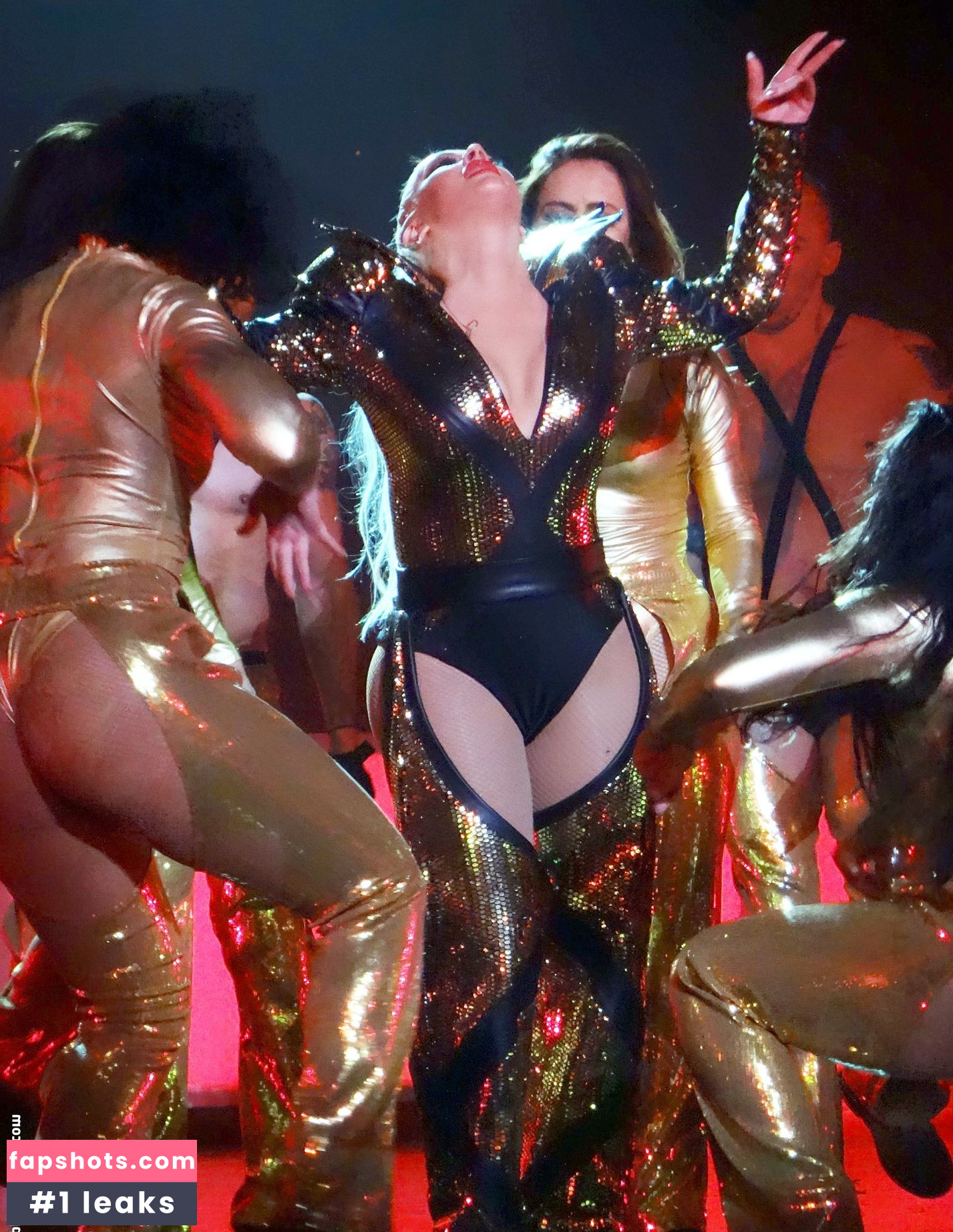 Christina Aguilera Nude Leaks OnlyFans Photos #2303 - LeakJerk