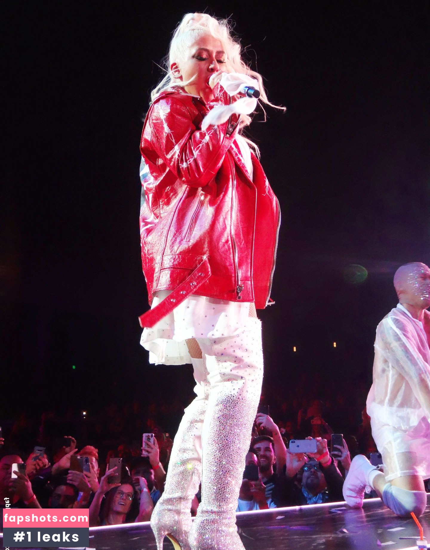 Christina Aguilera Nude Leaks OnlyFans Photos #2308 - LeakJerk