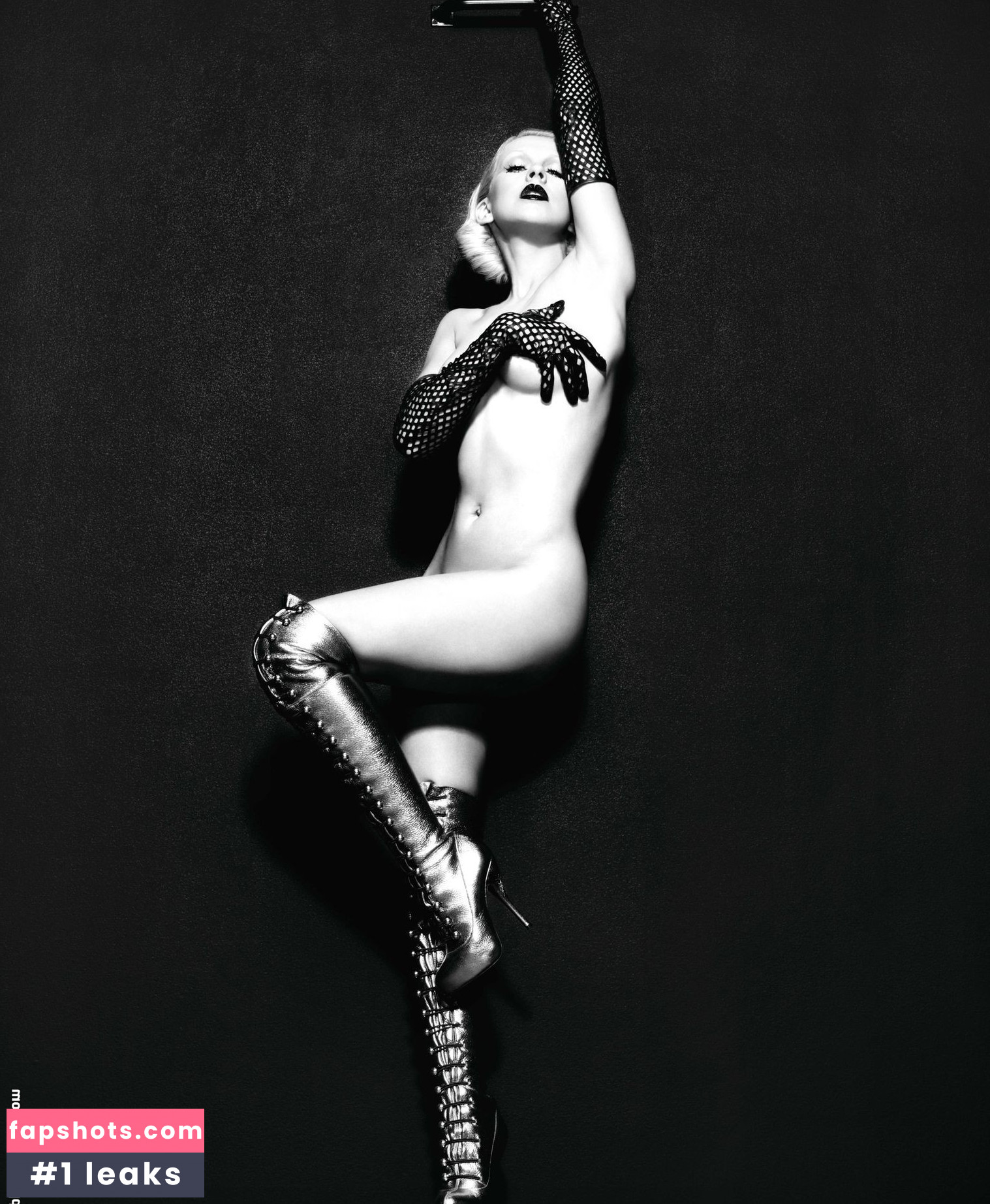 Christina Aguilera gallery photo #2483