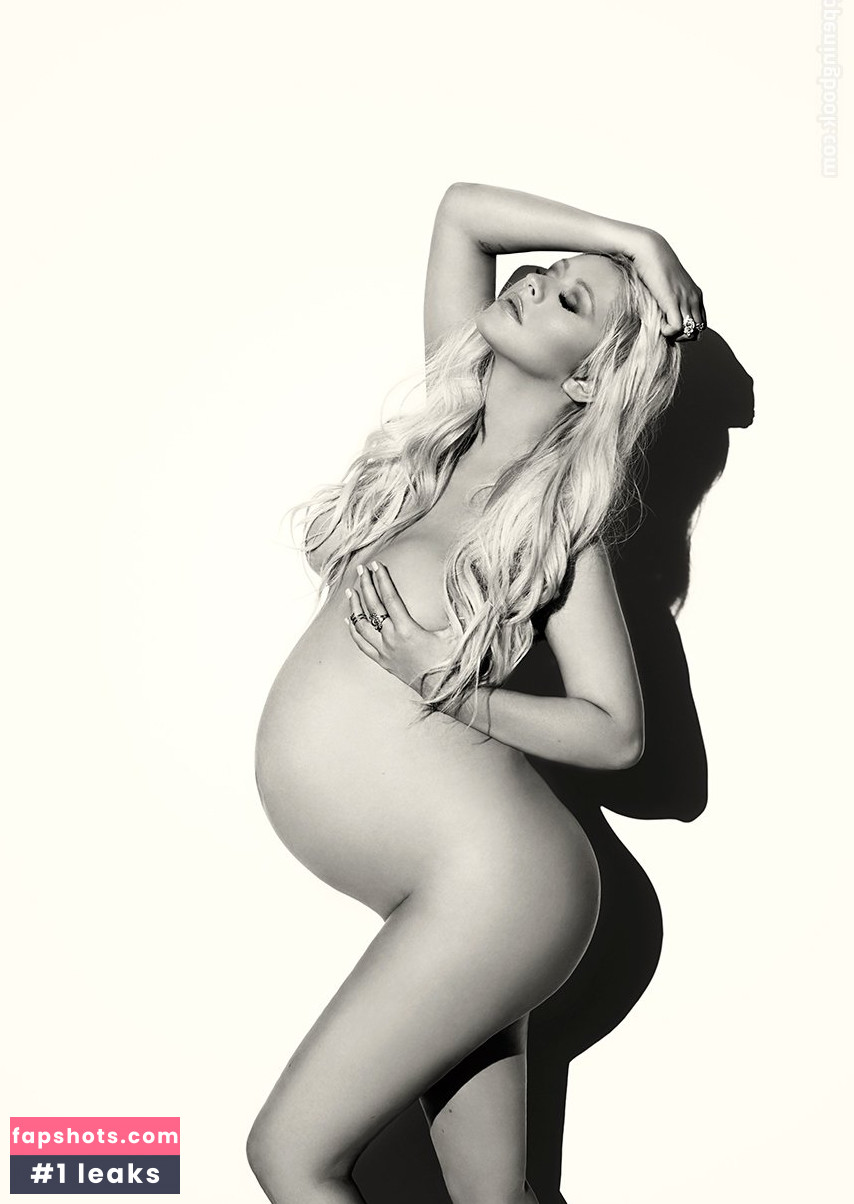 Christina Aguilera gallery photo #2634