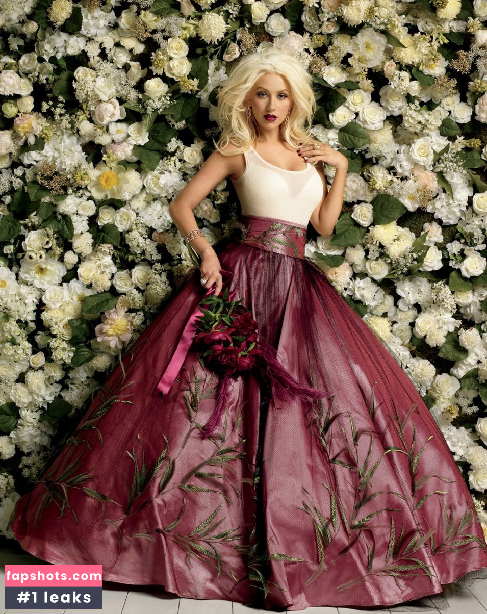 Christina Aguilera gallery photo #2808