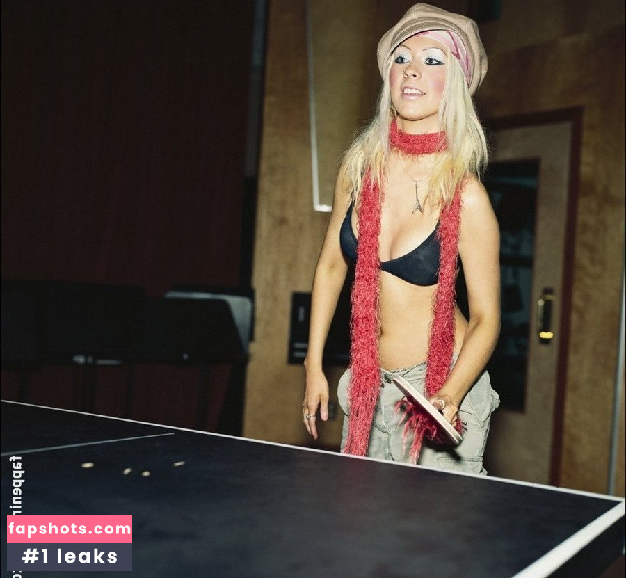 Christina Aguilera gallery photo #2883