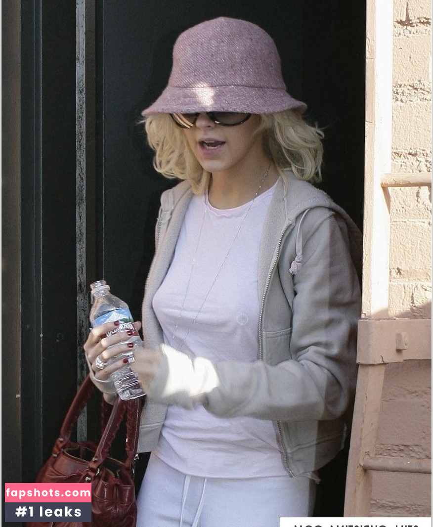 Christina Aguilera gallery photo #2893