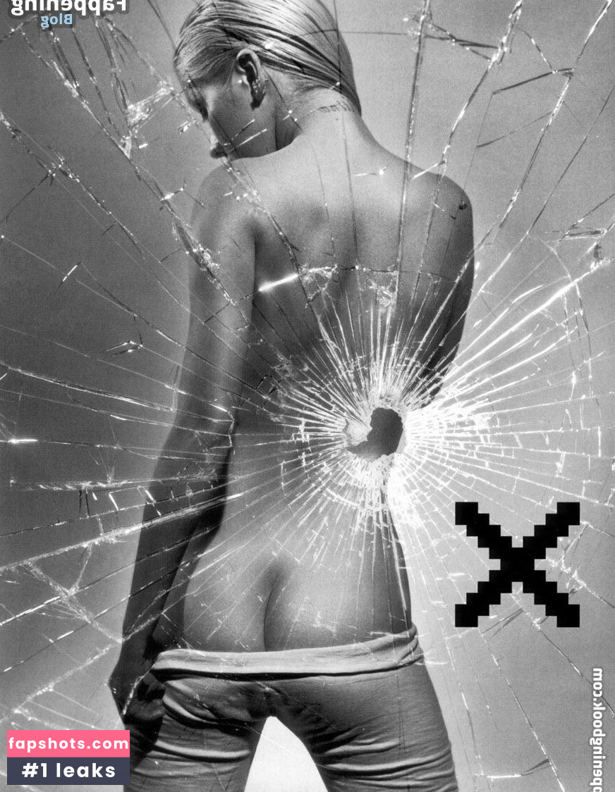 Christina Aguilera gallery photo #291