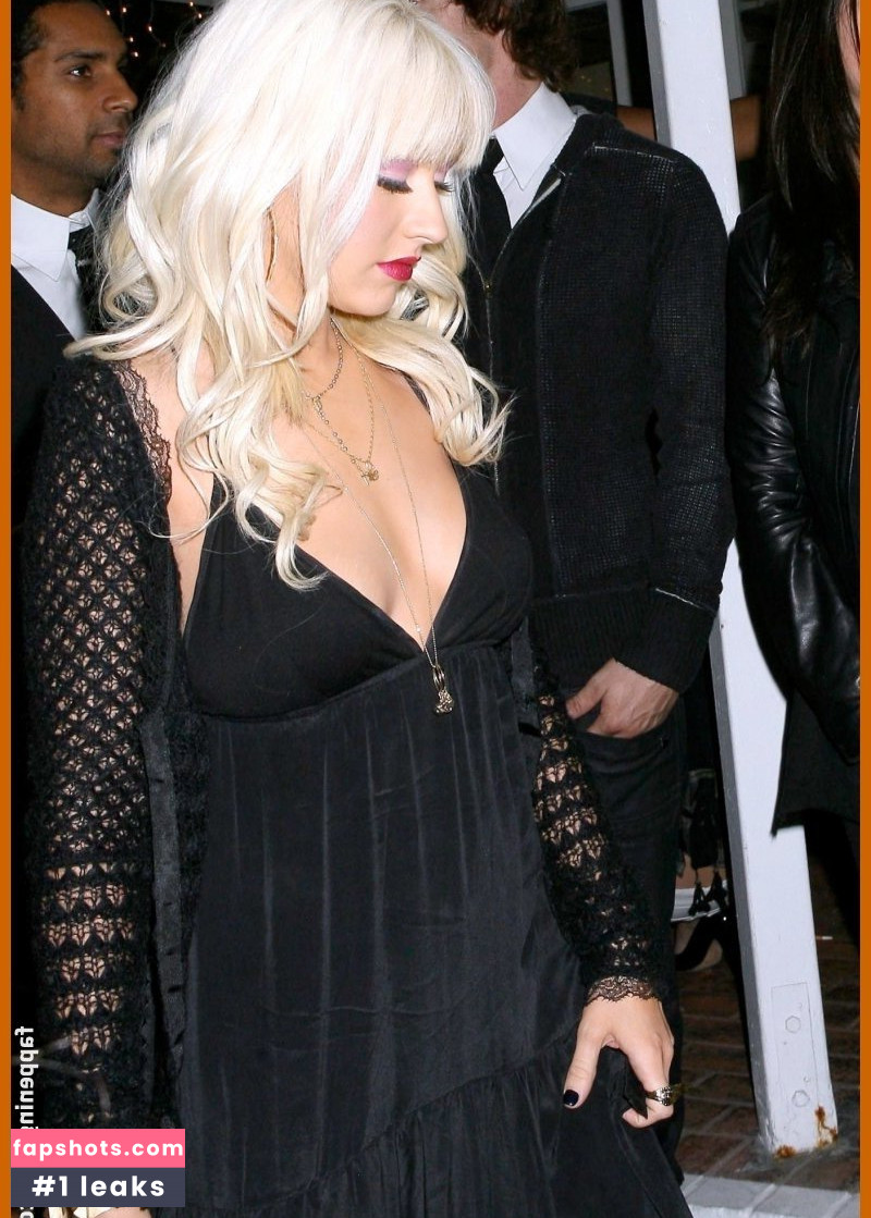 Christina Aguilera gallery photo #3123