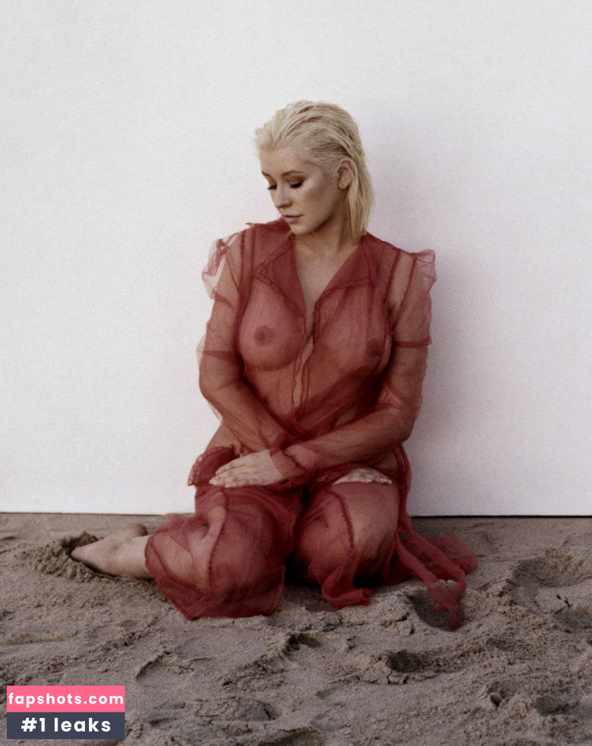 Christina Aguilera gallery photo #3191