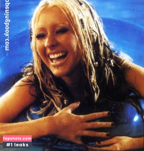 Christina Aguilera gallery photo #3215