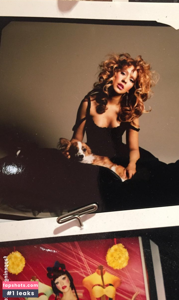Christina Aguilera gallery photo #3252