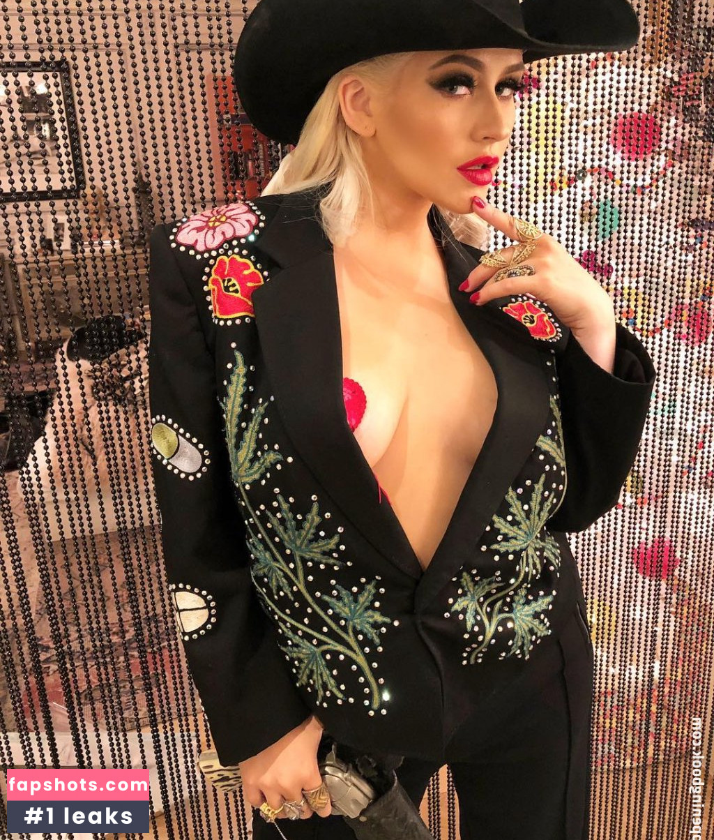 Christina Aguilera gallery photo #3255