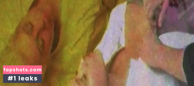 Christina Aguilera gallery photo #3278