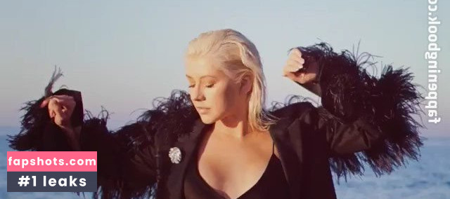 Christina Aguilera gallery photo #3290