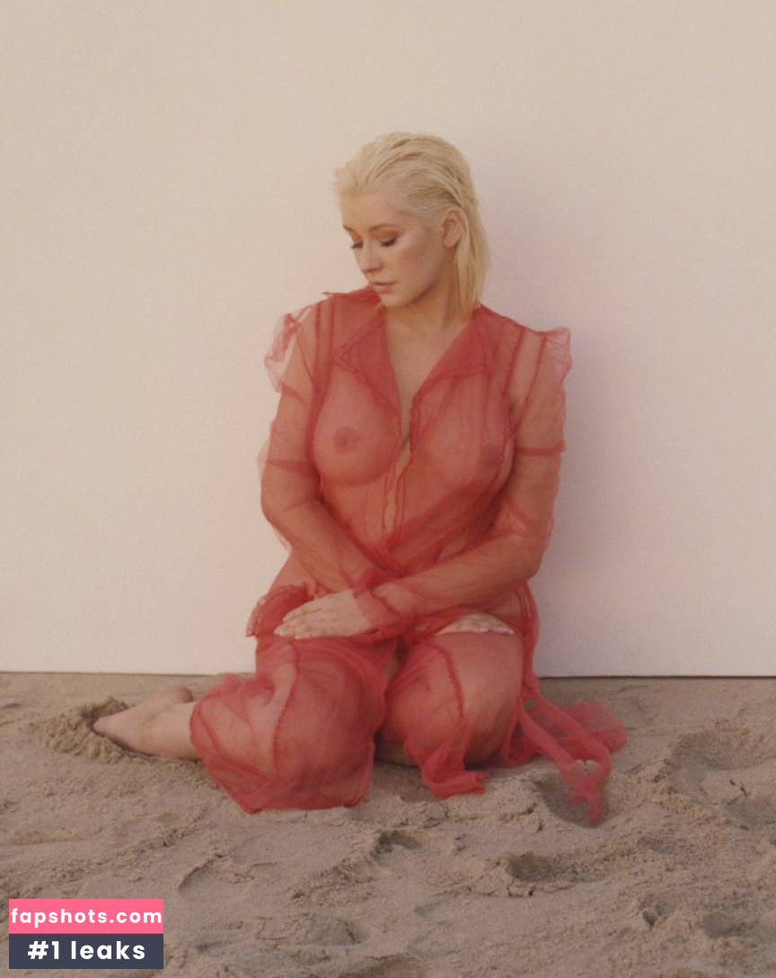 Christina Aguilera gallery photo #3327