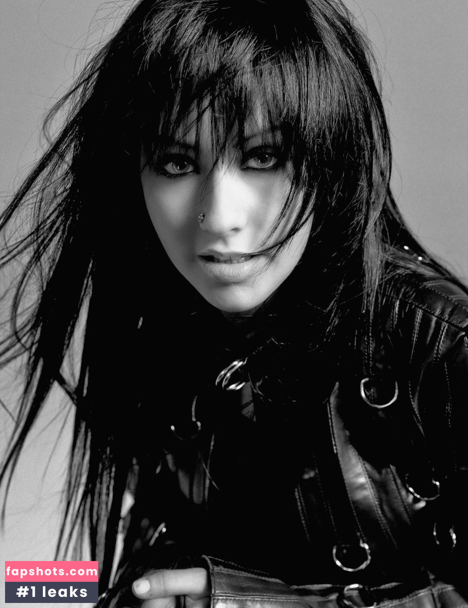 Christina Aguilera gallery photo #3359