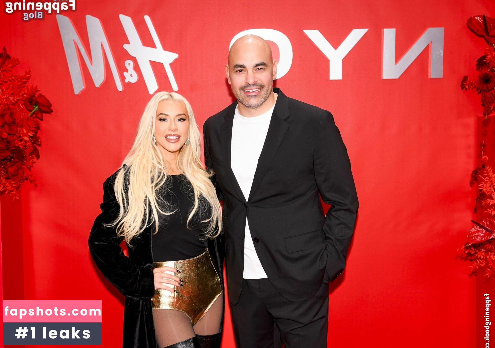 Christina Aguilera gallery photo #35