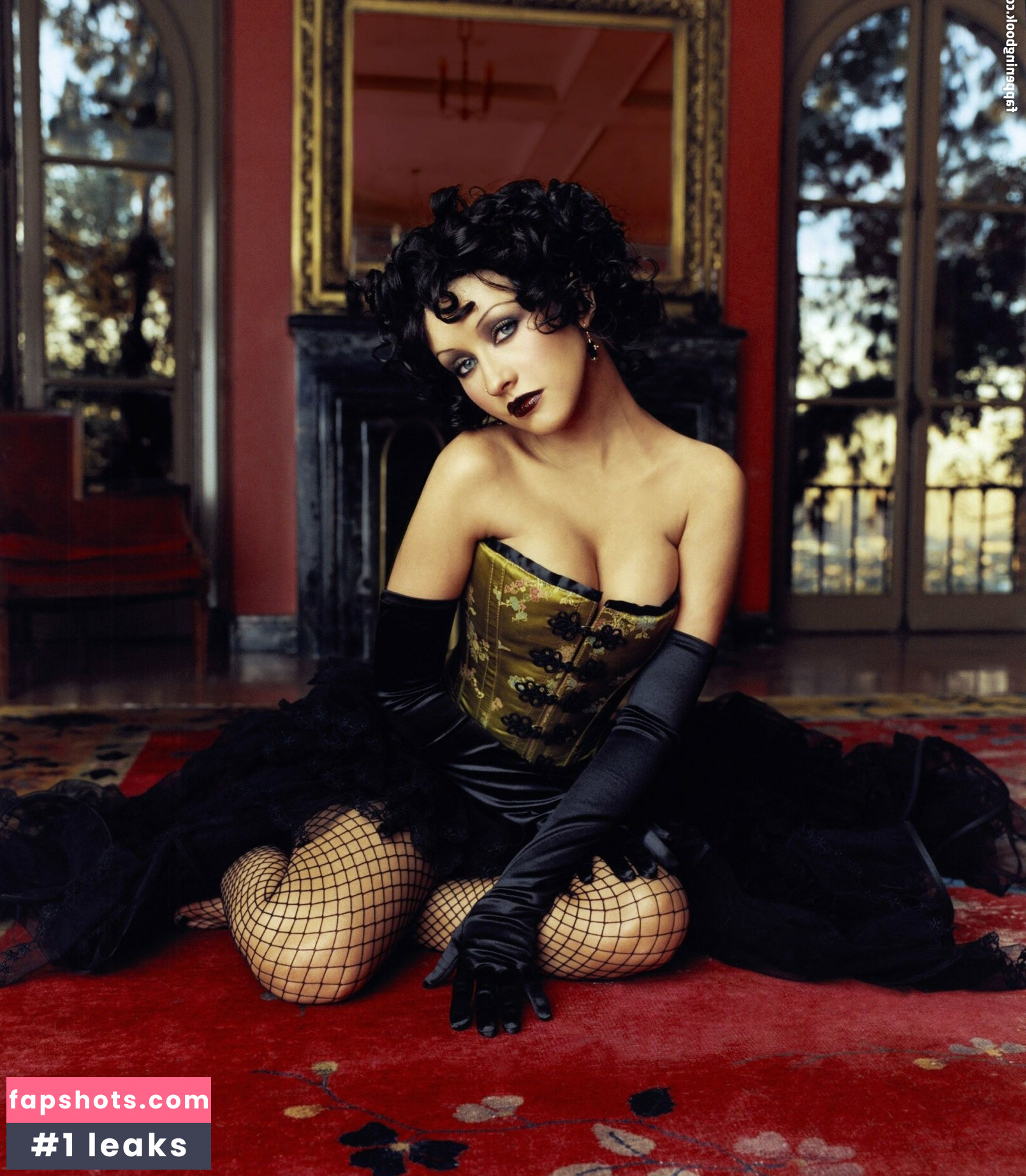 Christina Aguilera gallery photo #429