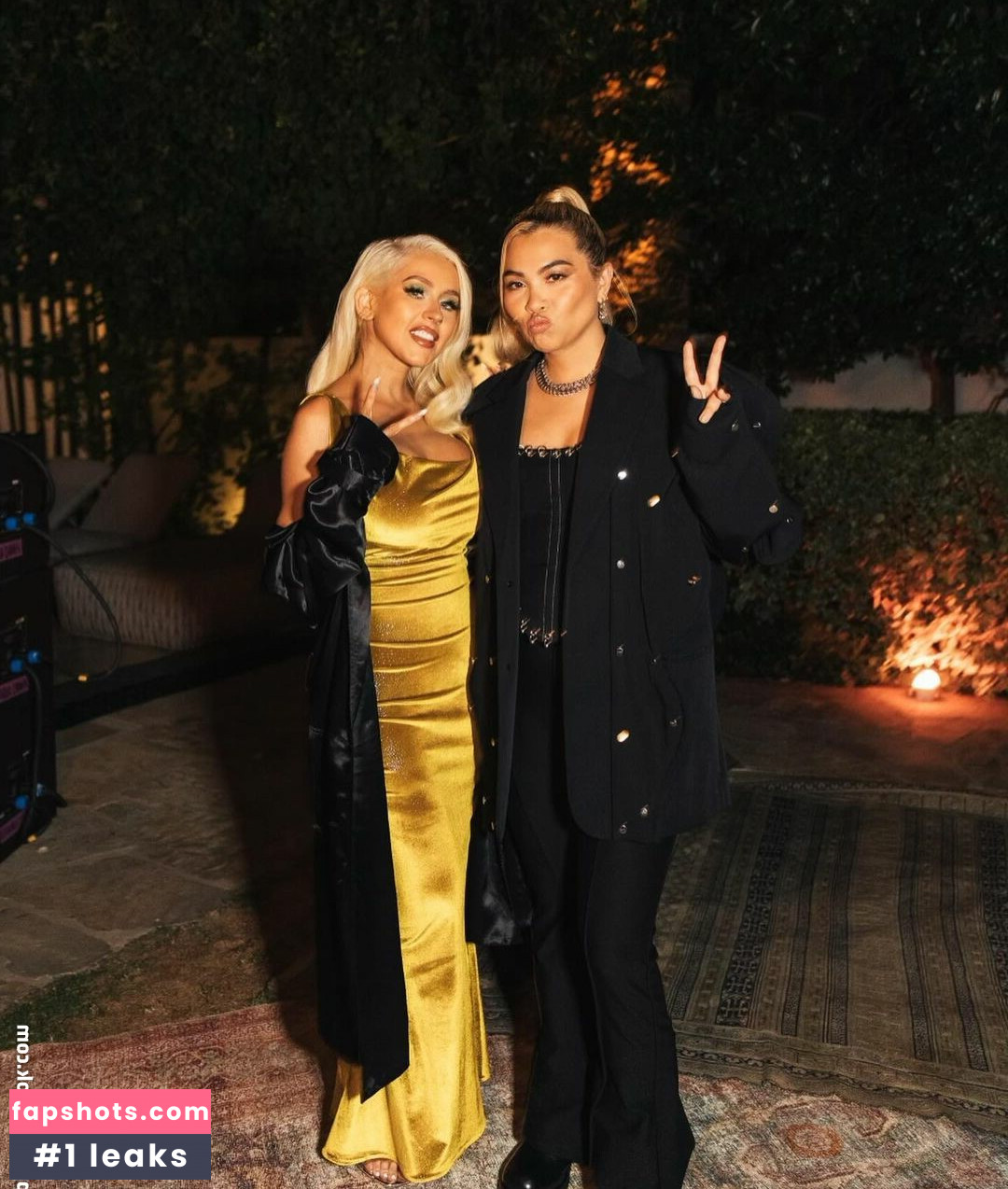 Christina Aguilera gallery photo #537