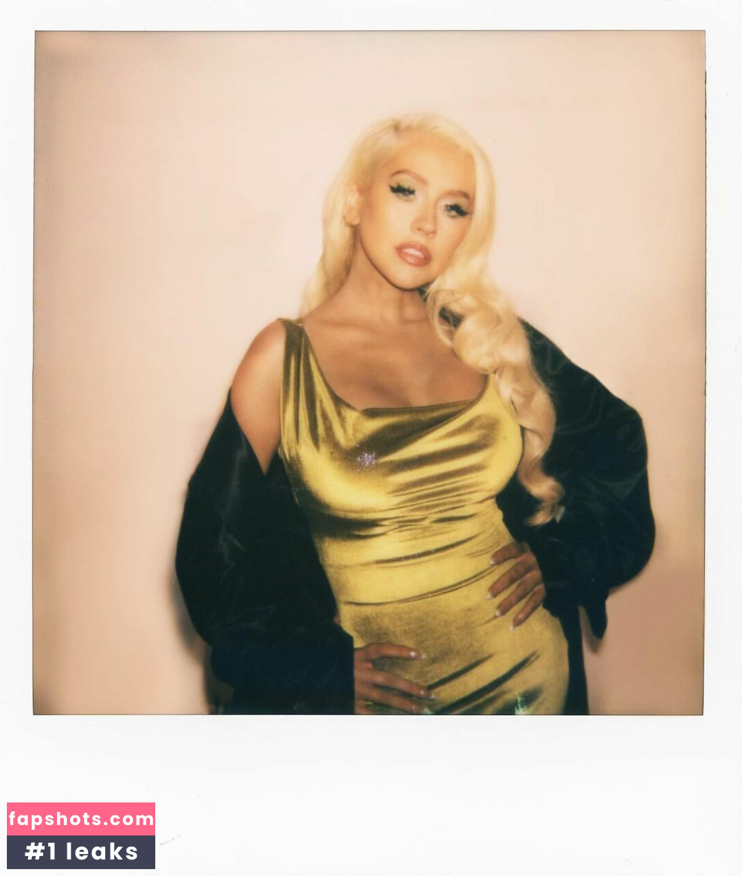 Christina Aguilera gallery photo #538