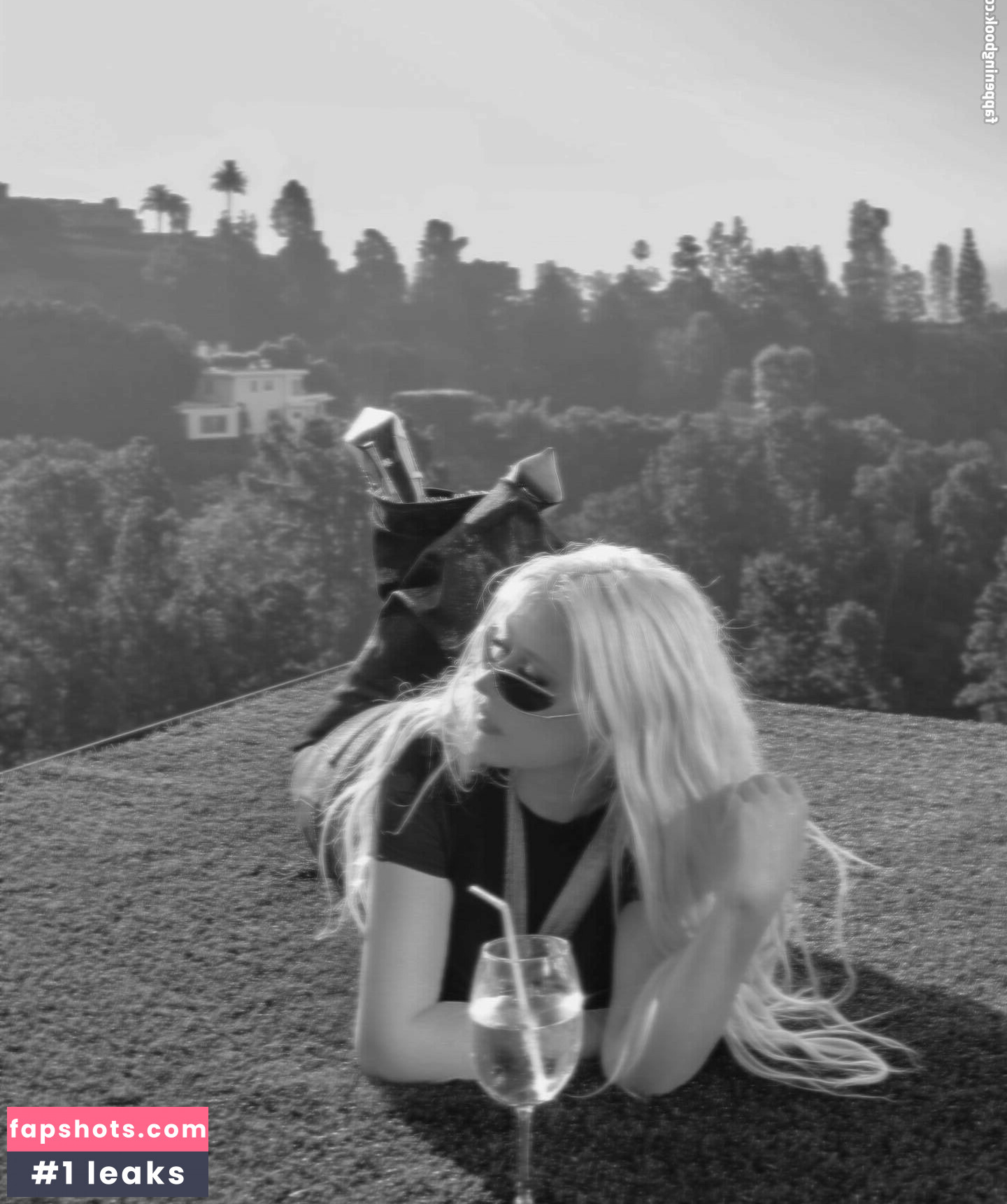 Christina Aguilera gallery photo #674