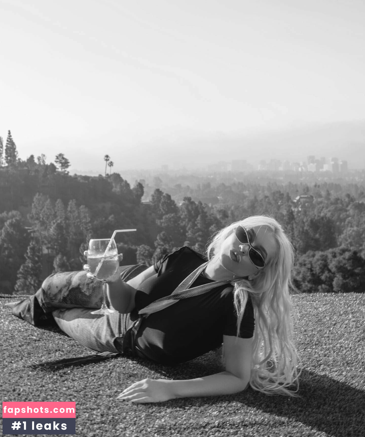 Christina Aguilera gallery photo #677