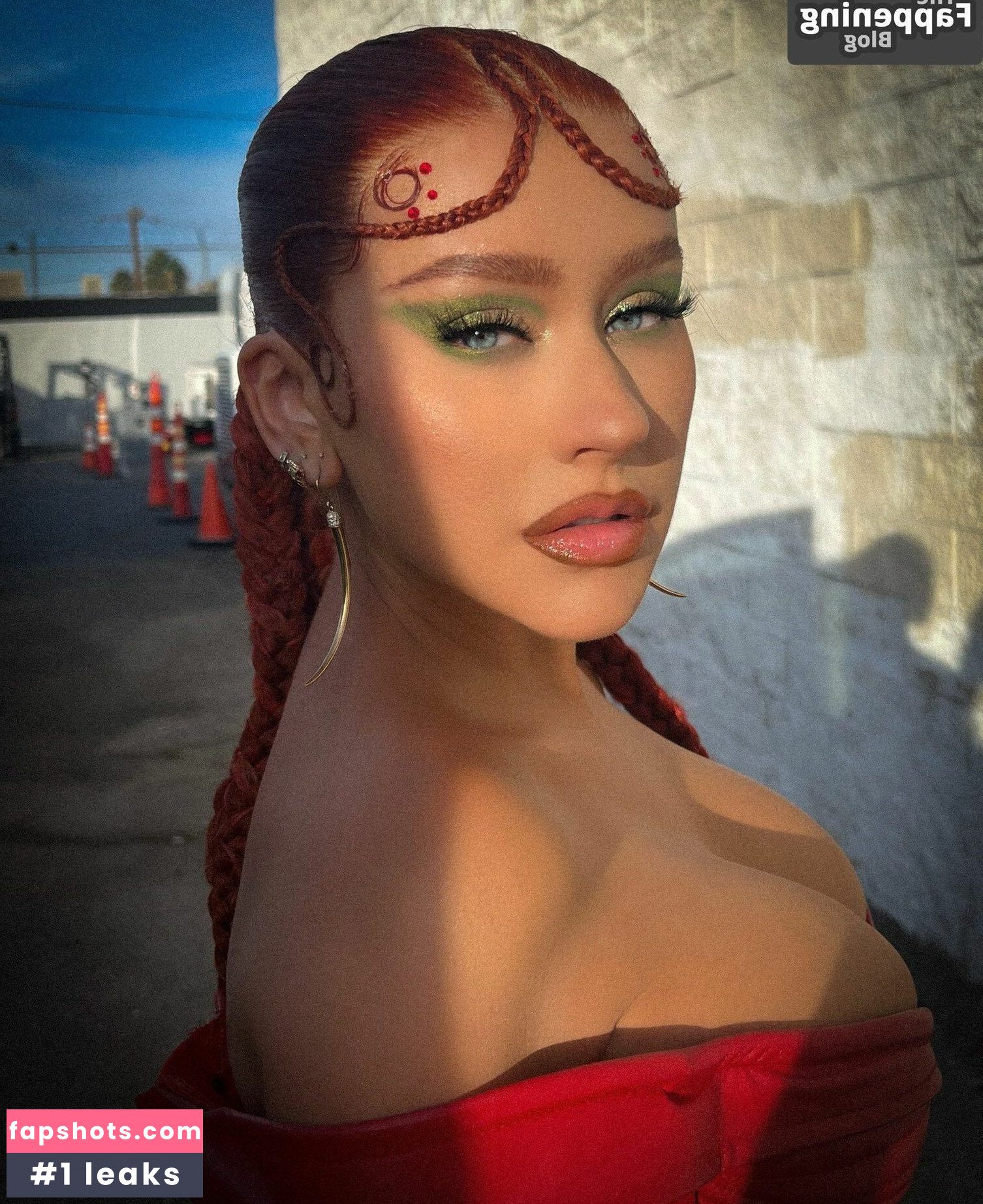 Christina Aguilera gallery photo #685