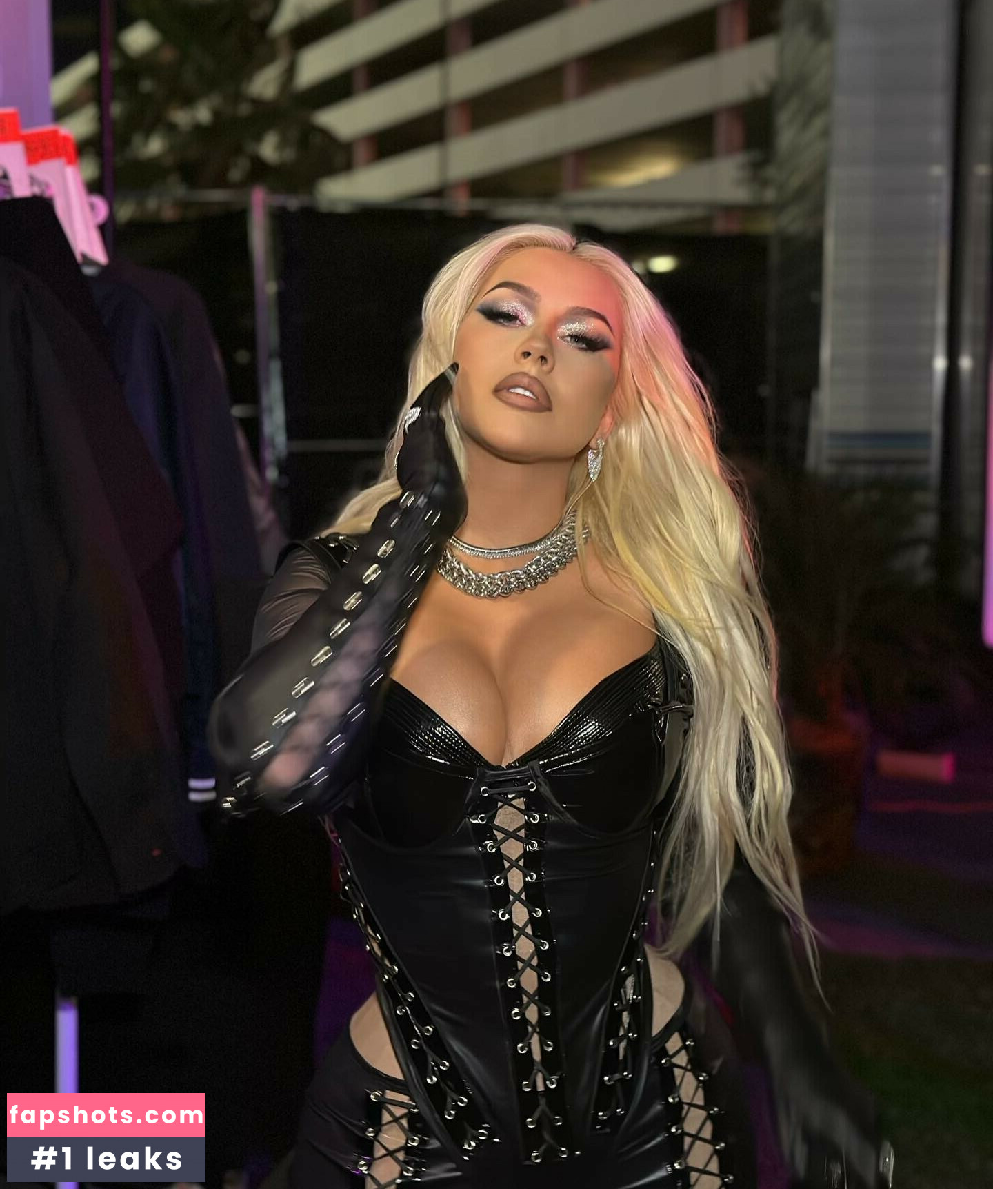 Christina Aguilera gallery photo #721