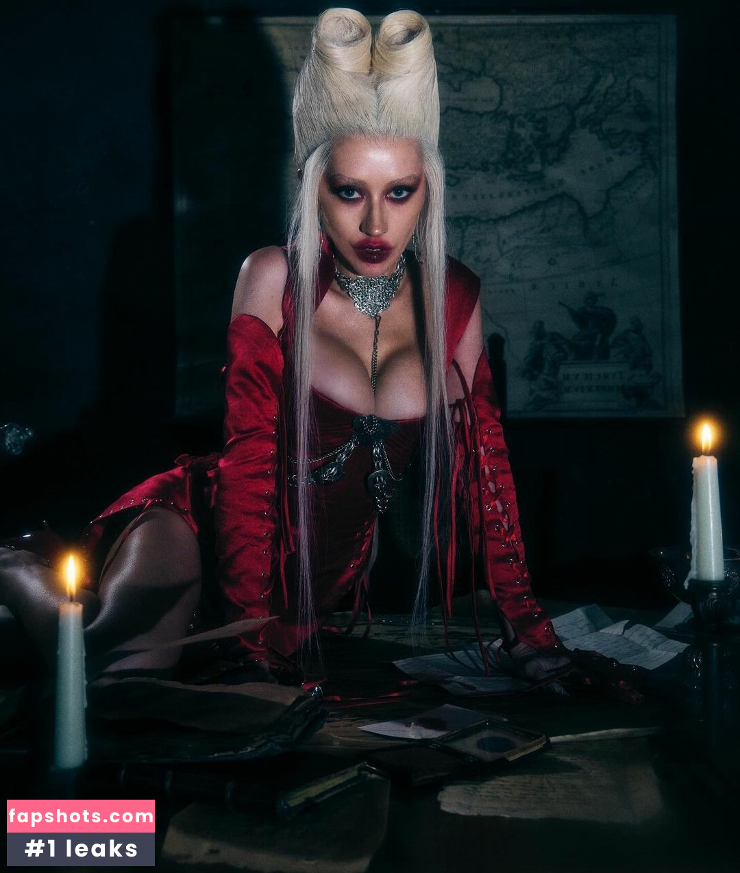 Christina Aguilera gallery photo #76