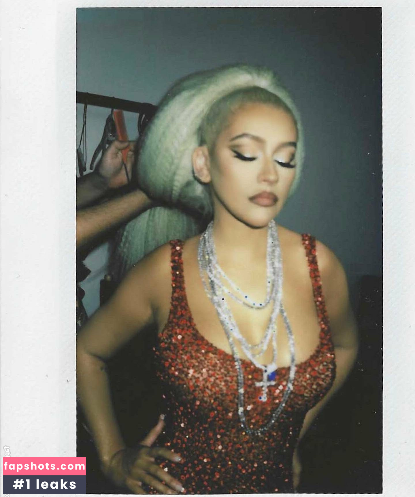 Christina Aguilera gallery photo #758