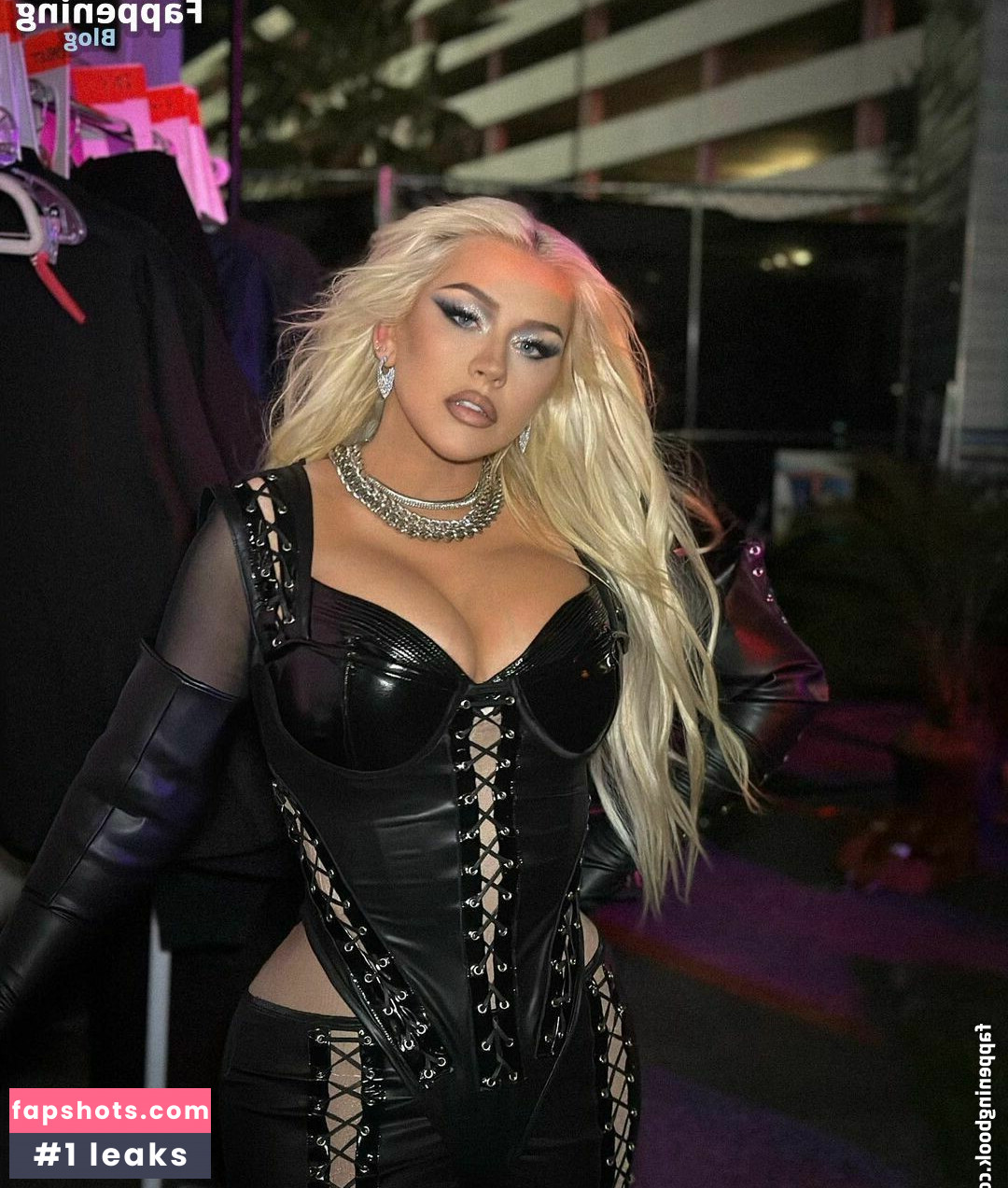 Christina Aguilera gallery photo #797