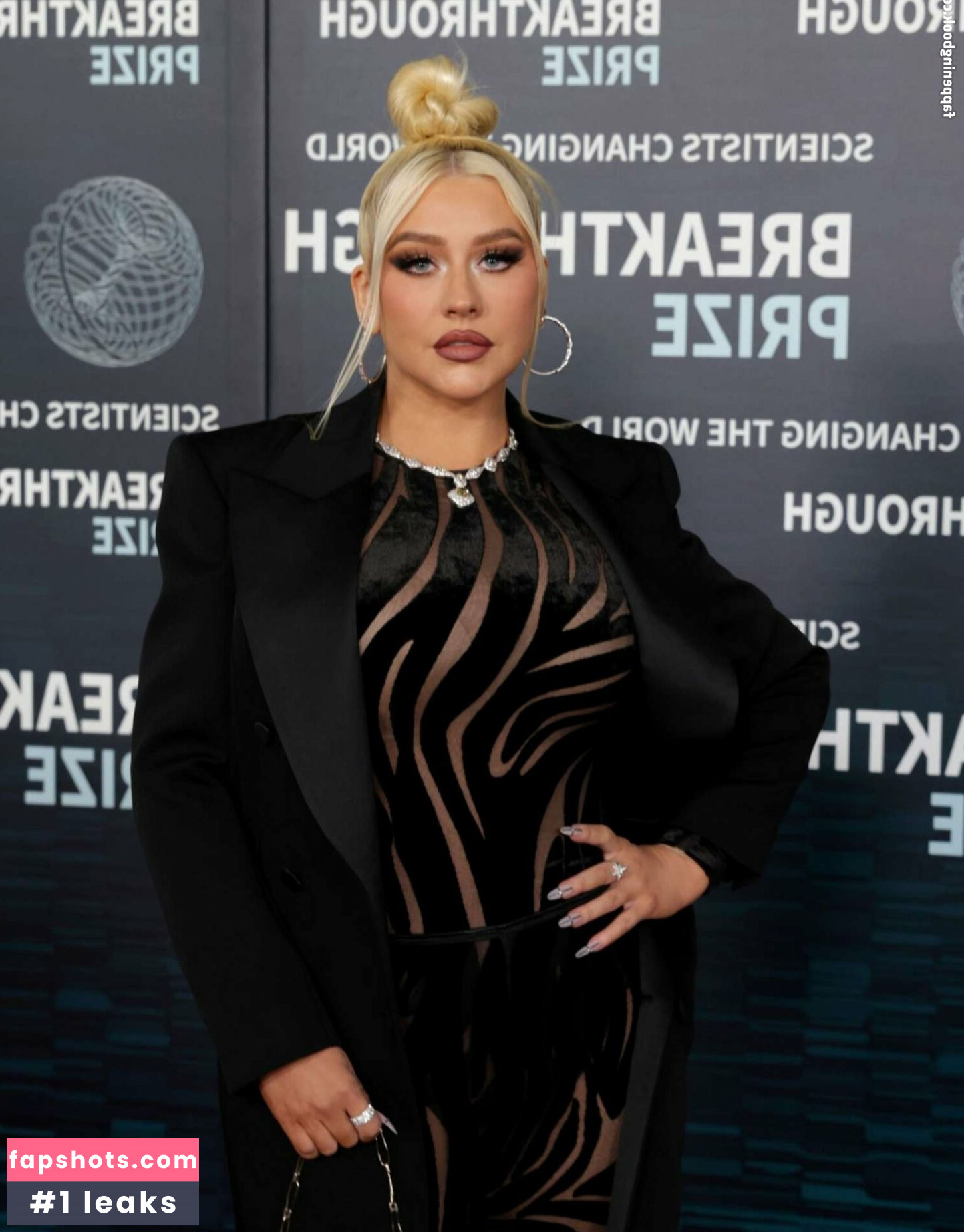 Christina Aguilera gallery photo #830