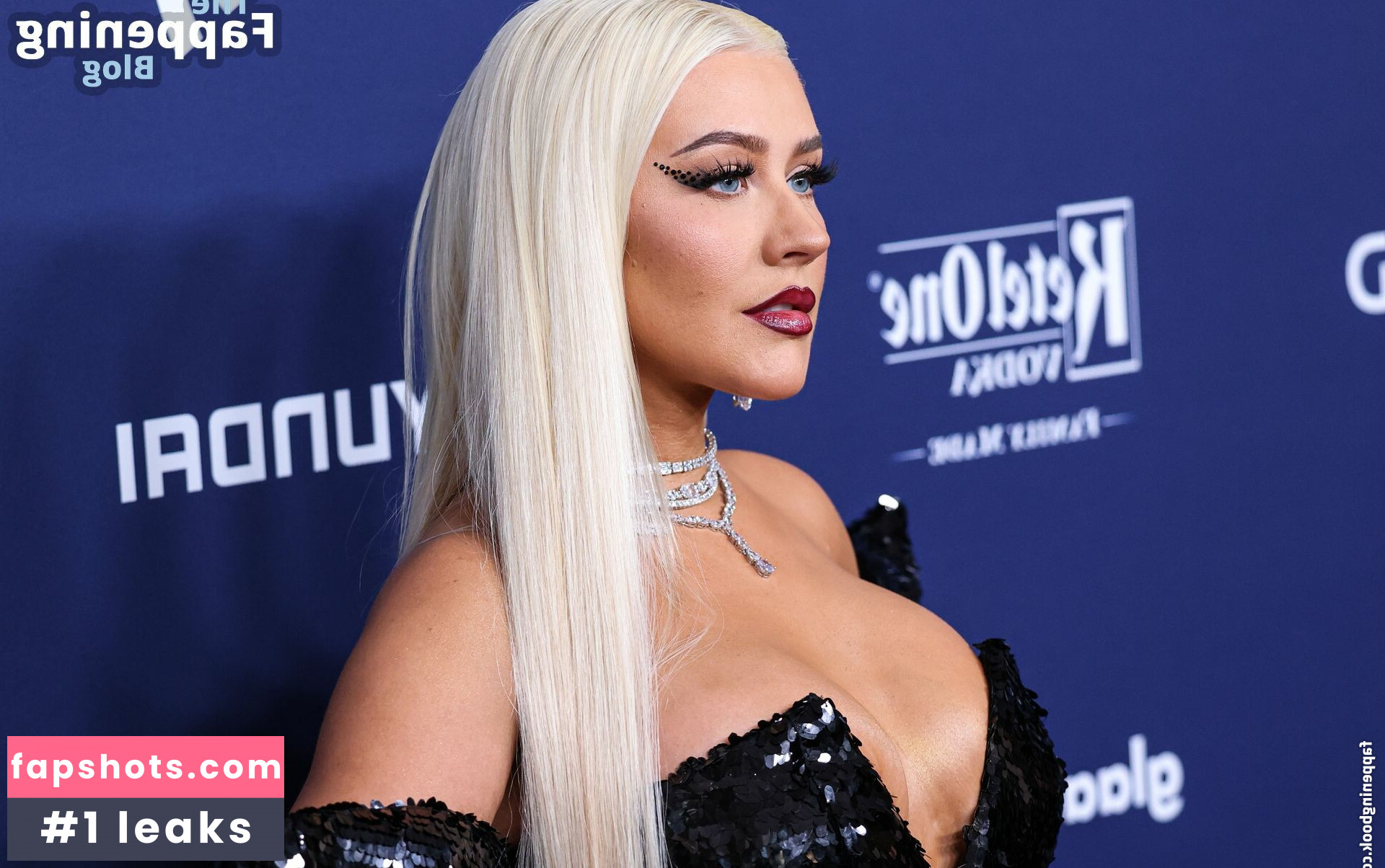 Christina Aguilera gallery photo #846